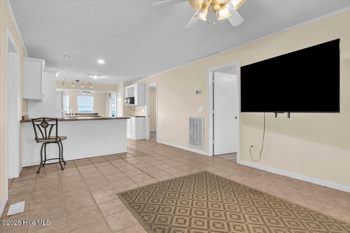 644 Caswell Beach Road Property Photo 15