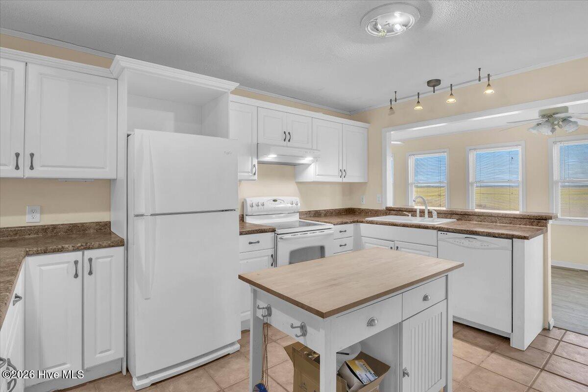 644 Caswell Beach Road Property Photo 18