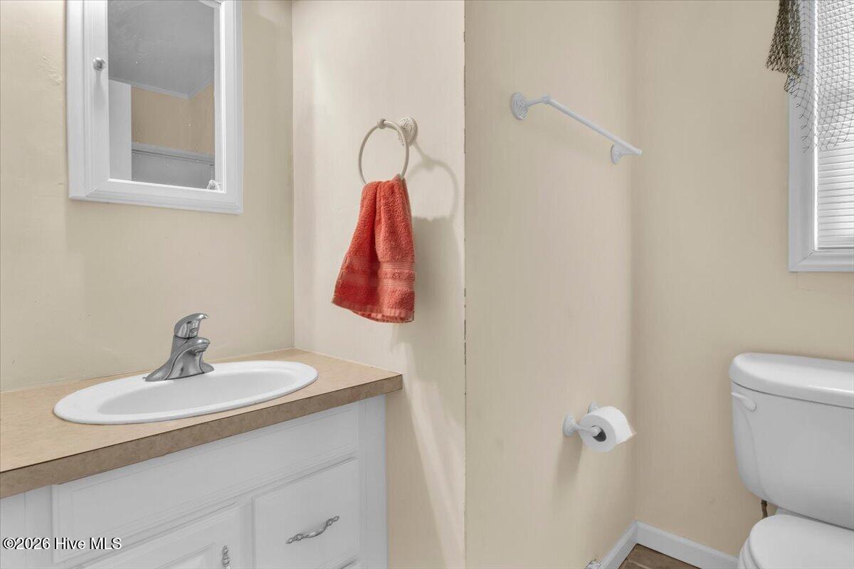 644 Caswell Beach Road Property Photo 26