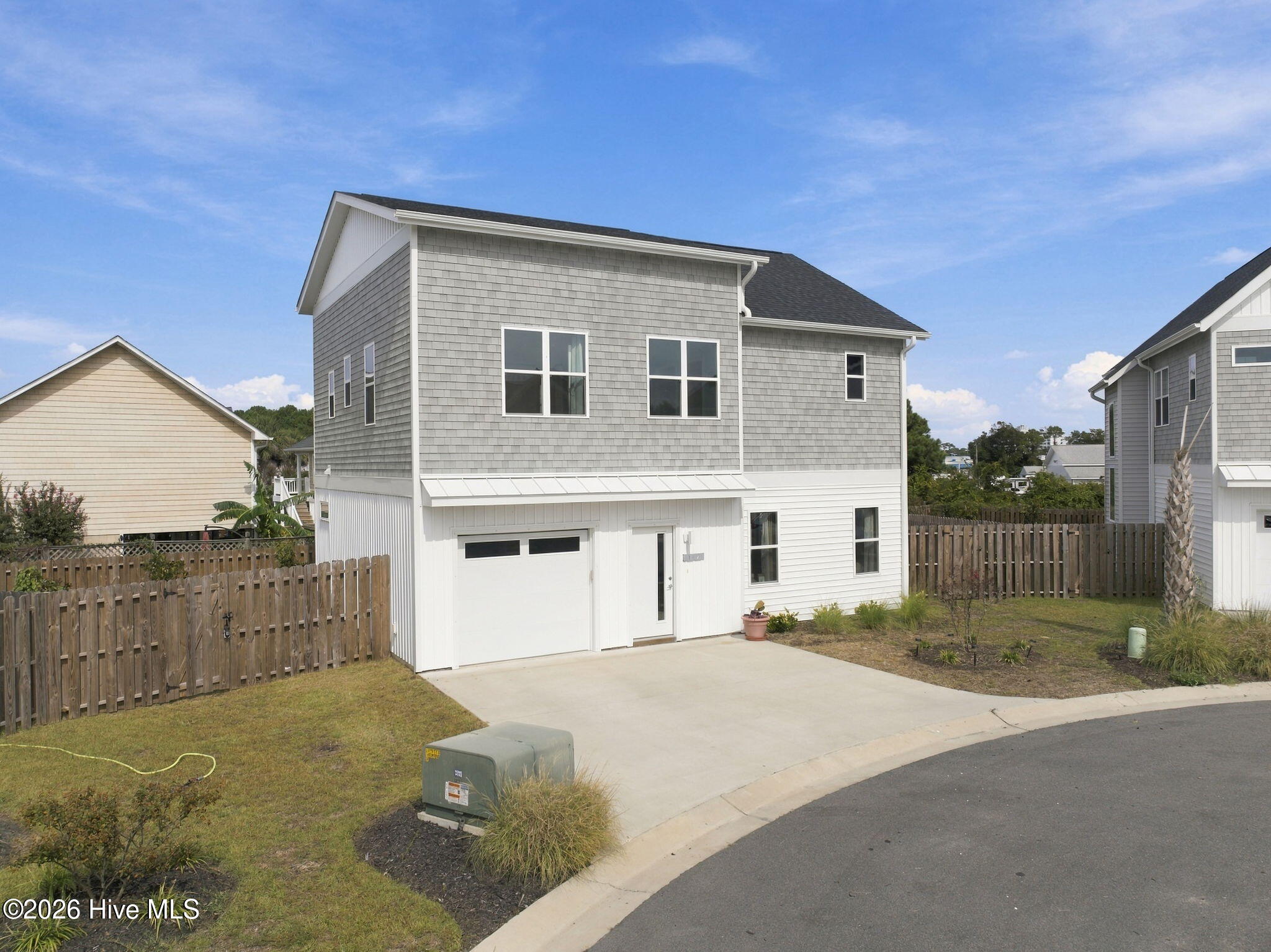 117 Hidden Cove Place Property Photo 2