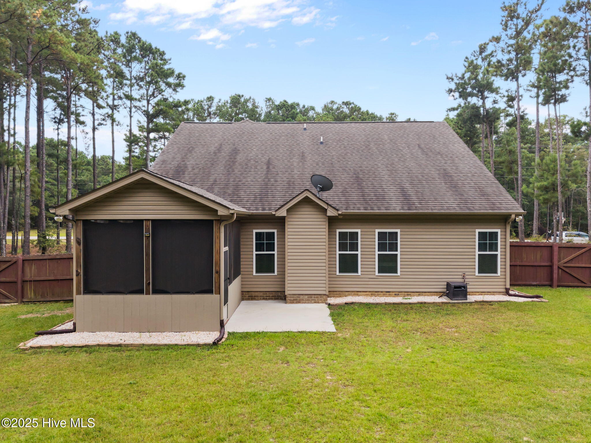 3982 Old Us 421 Property Photo 2