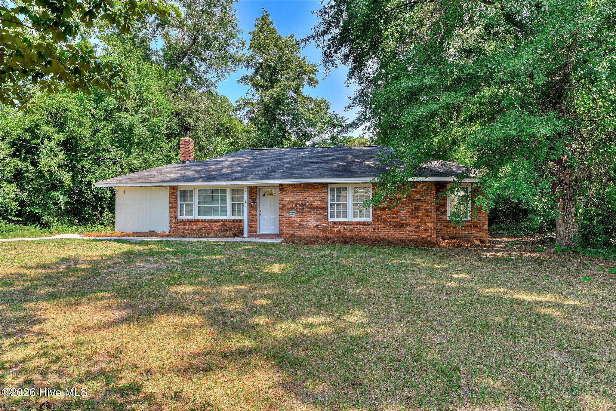 2823 Oakland Avenue Property Photo 3