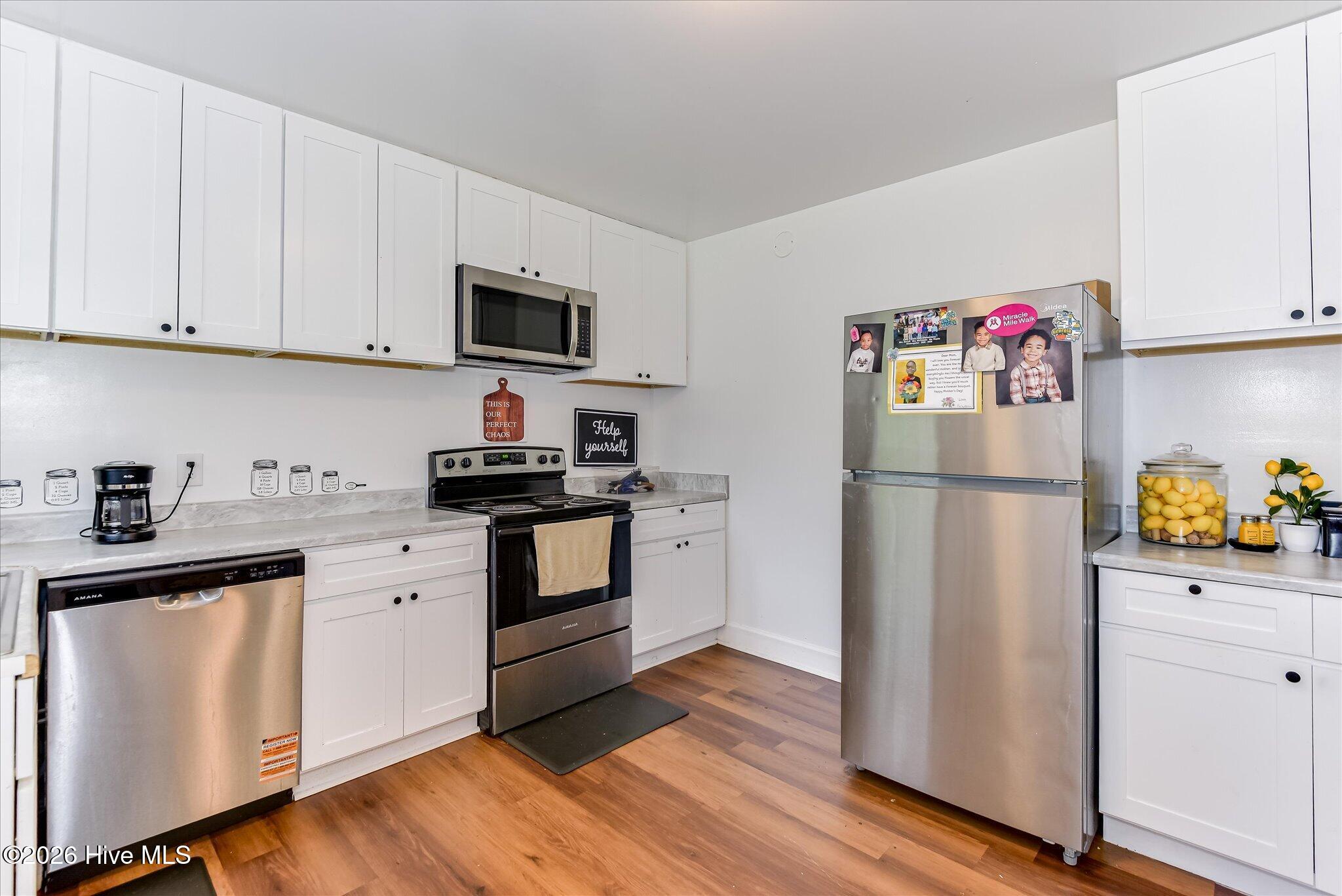 2823 Oakland Avenue Property Photo 14