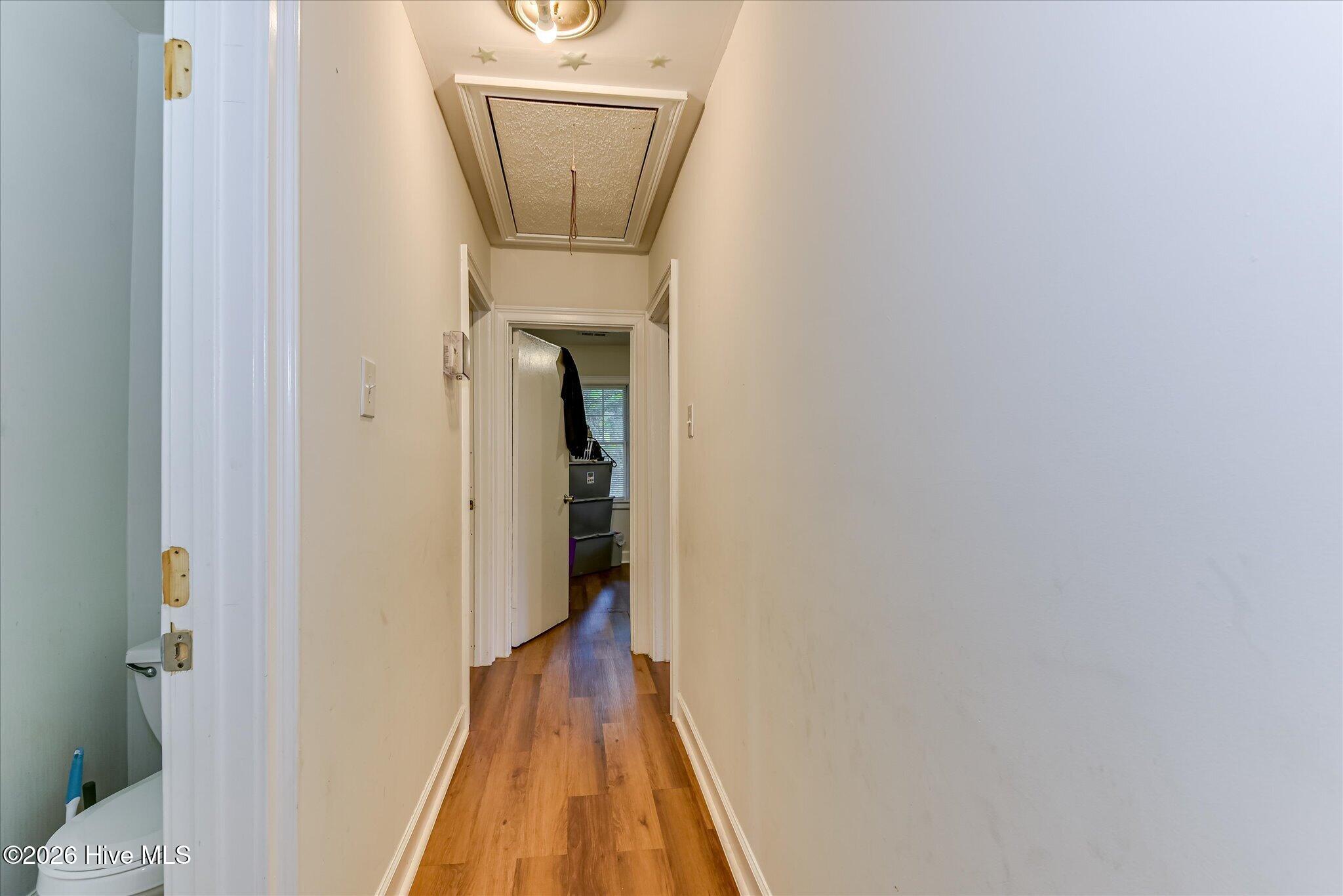 2823 Oakland Avenue Property Photo 17