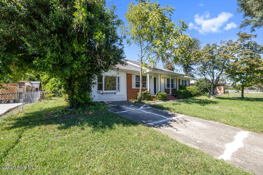 5503 Dodge Drive Property Photo 3