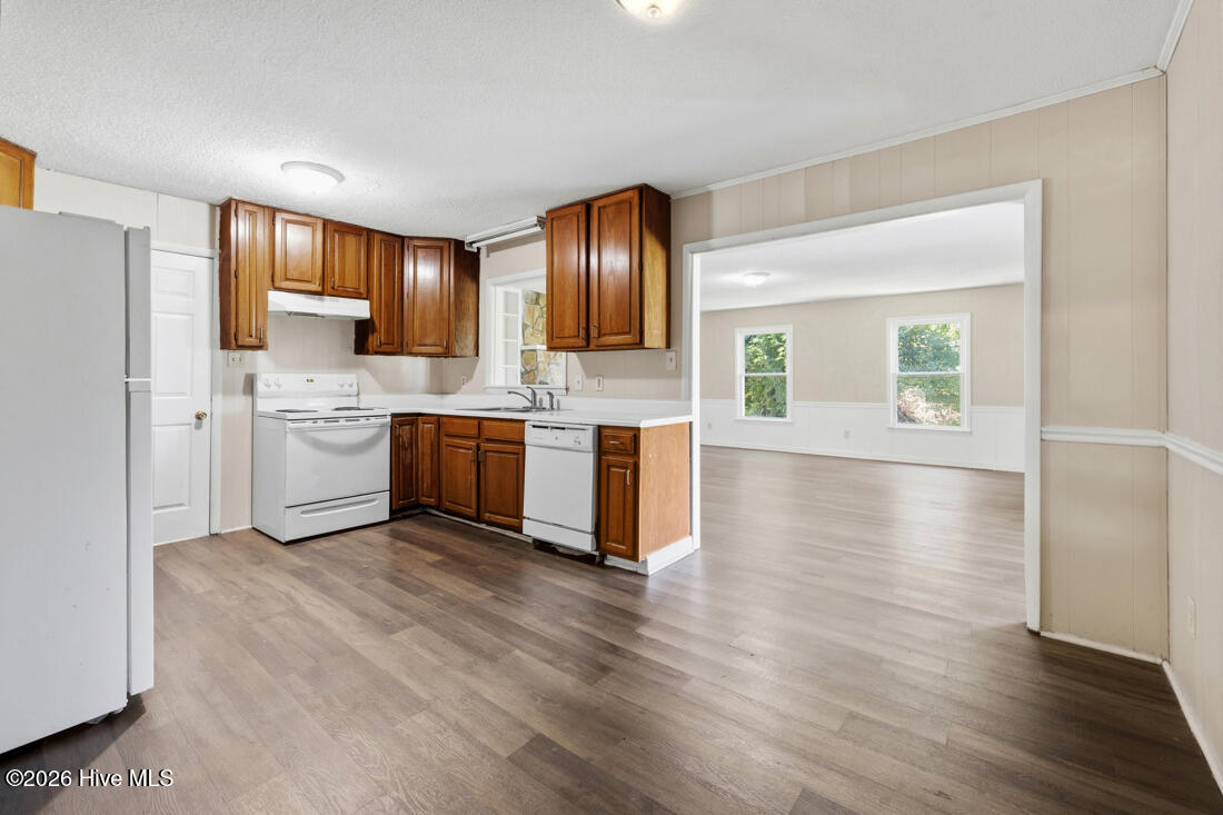 5503 Dodge Drive Property Photo 8