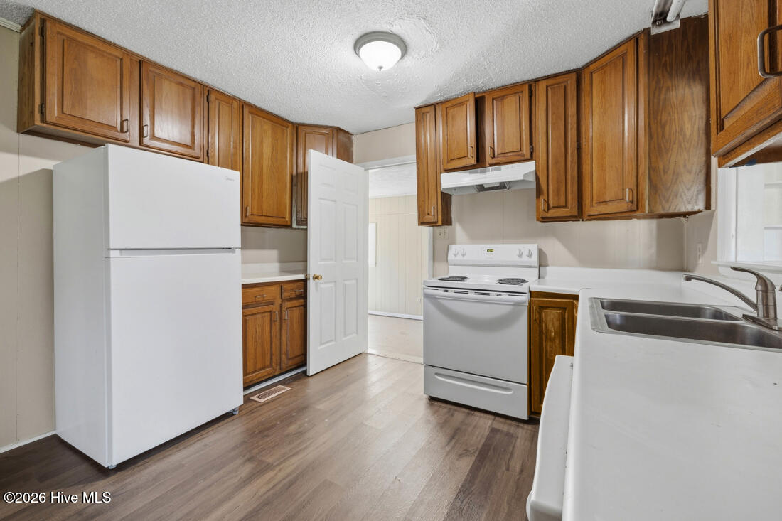 5503 Dodge Drive Property Photo 10