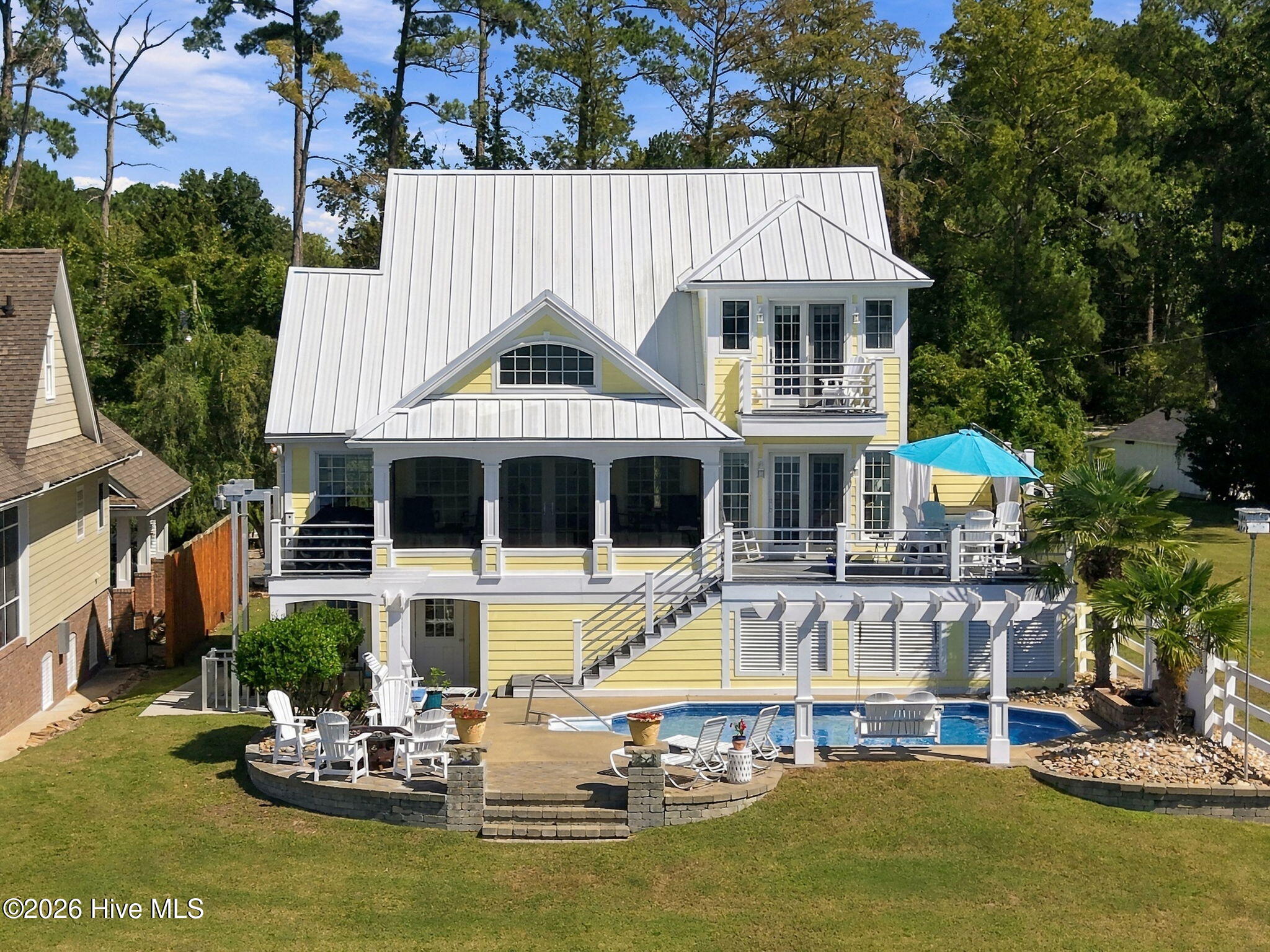 168 E River Acres Road Property Photo 6