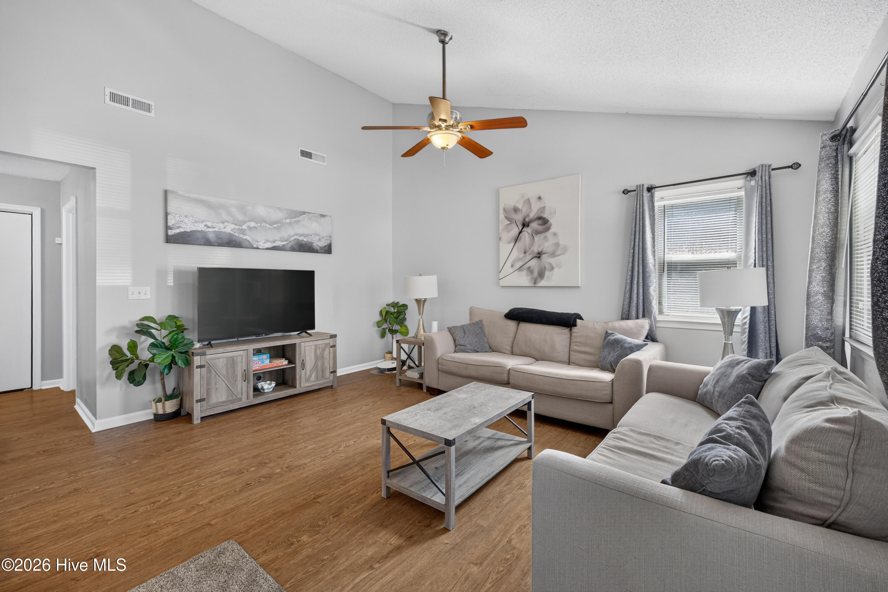 6517 Spicewood Street Property Photo 6