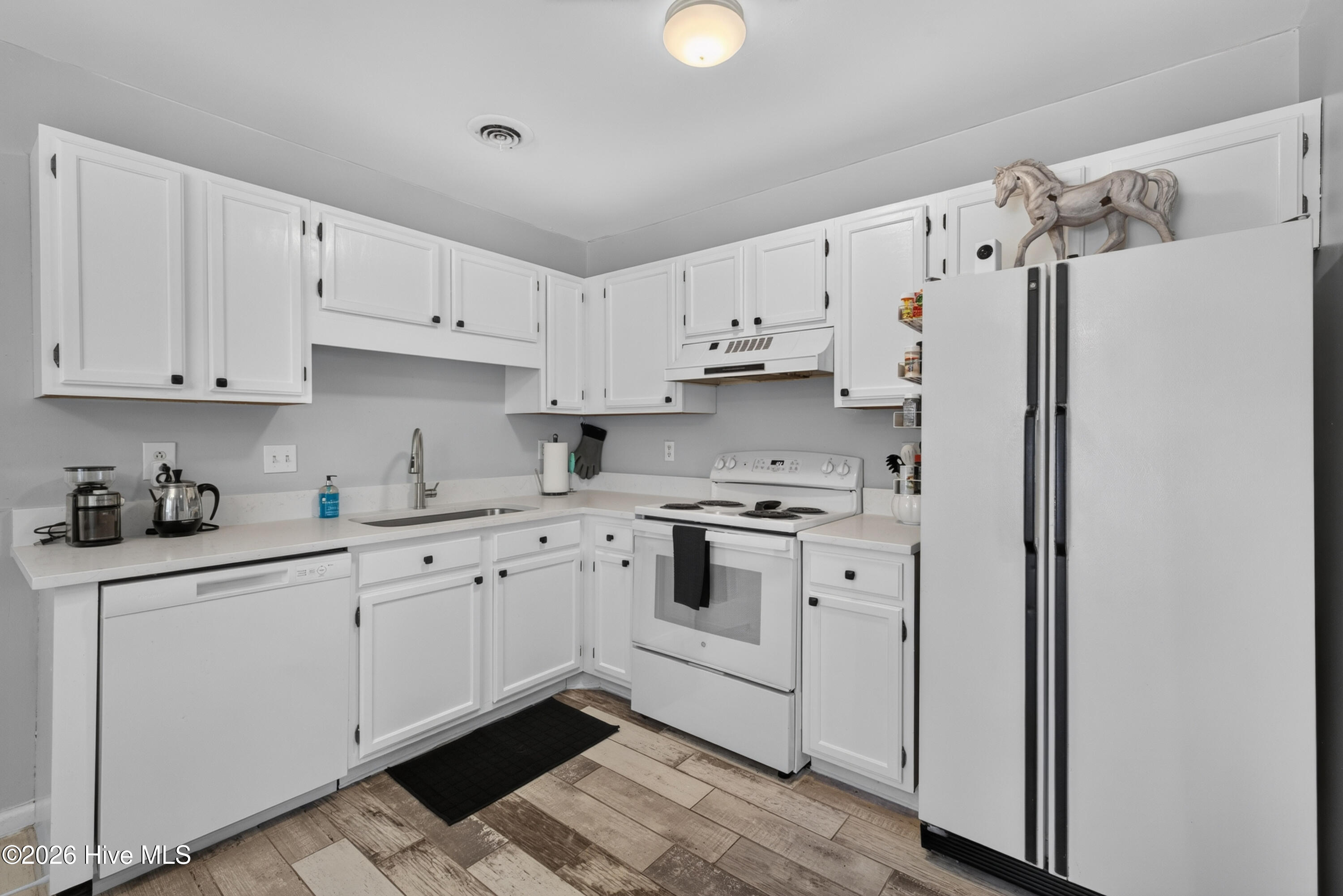 6517 Spicewood Street Property Photo 11