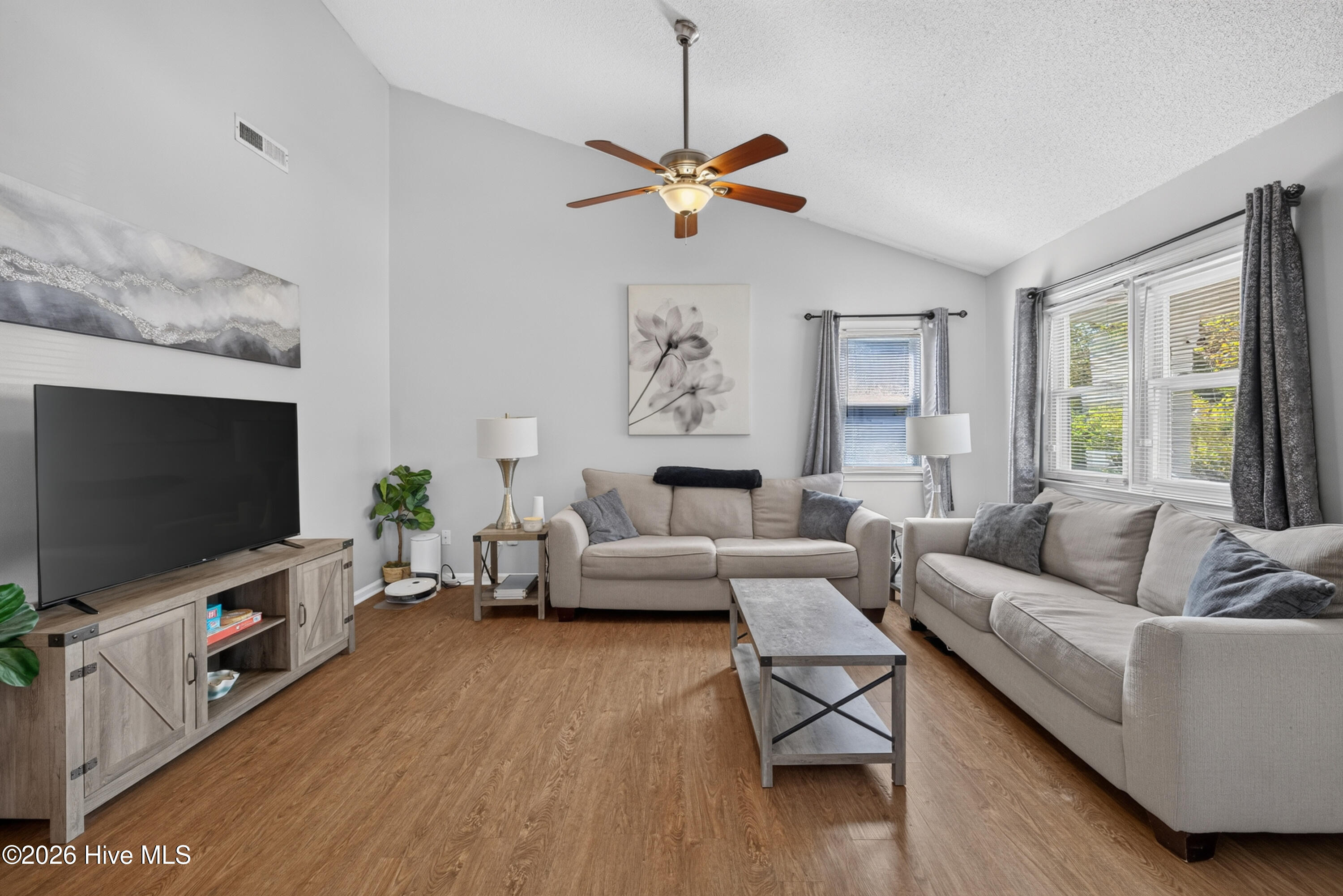 6517 Spicewood Street Property Photo 14