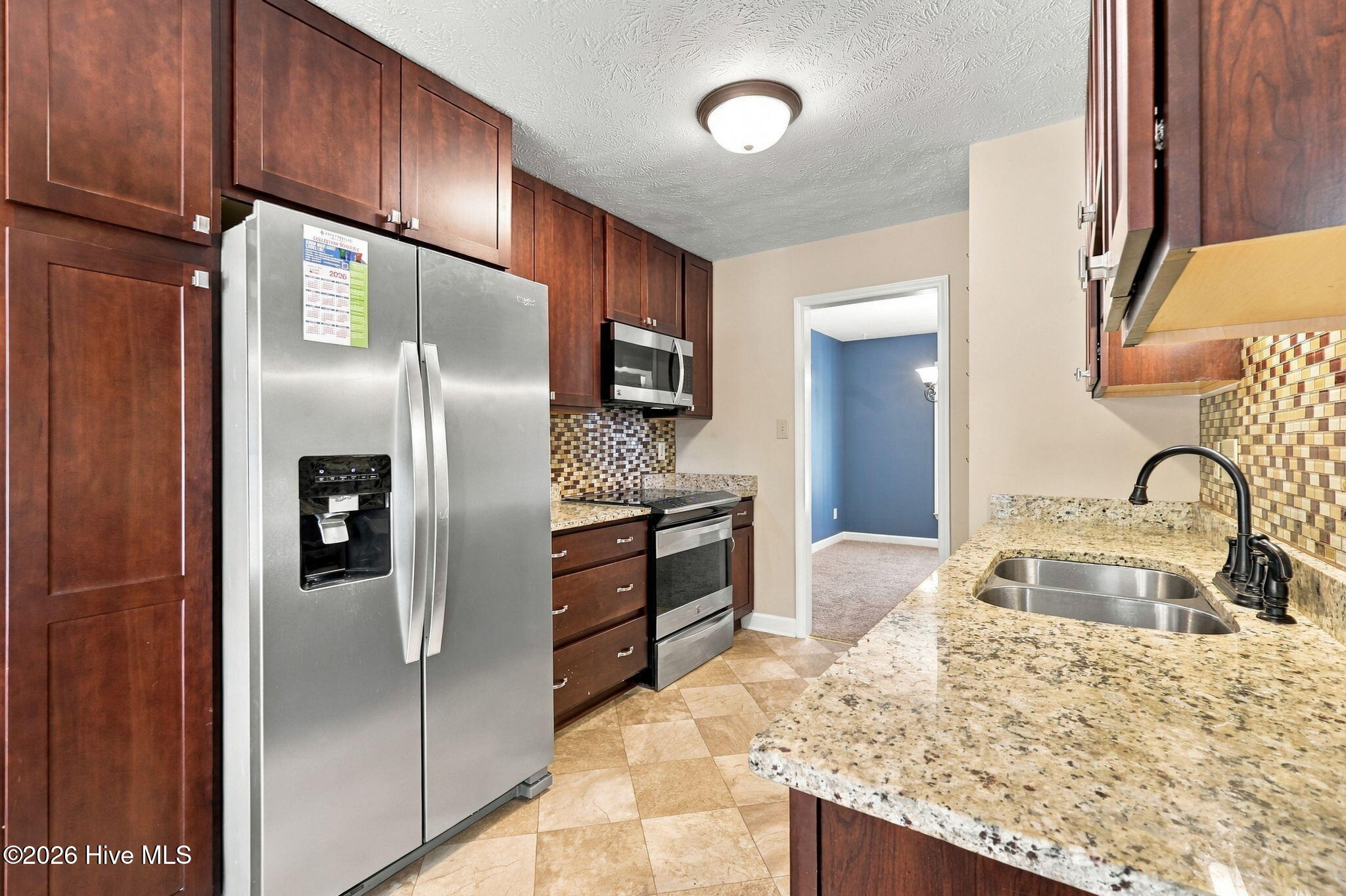 709 Longview Drive Property Photo 5