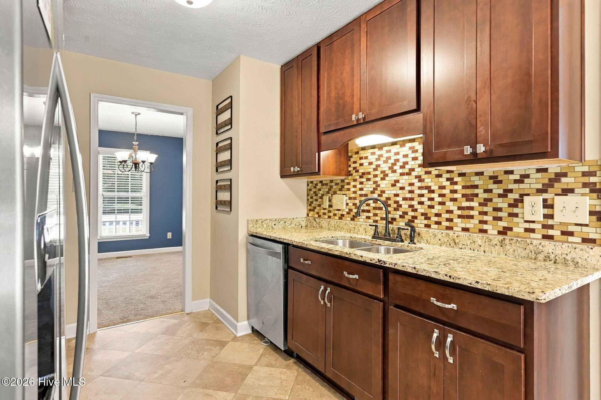 709 Longview Drive Property Photo 12