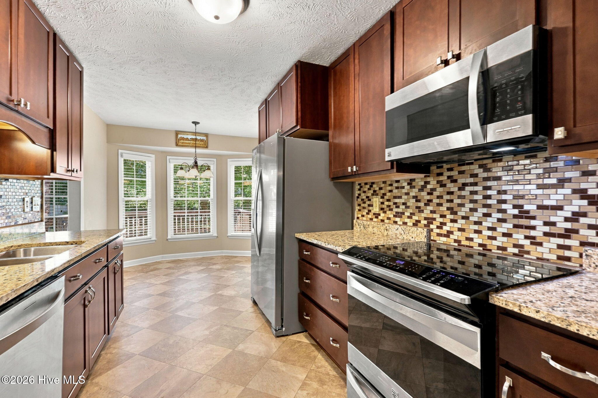 709 Longview Drive Property Photo 13