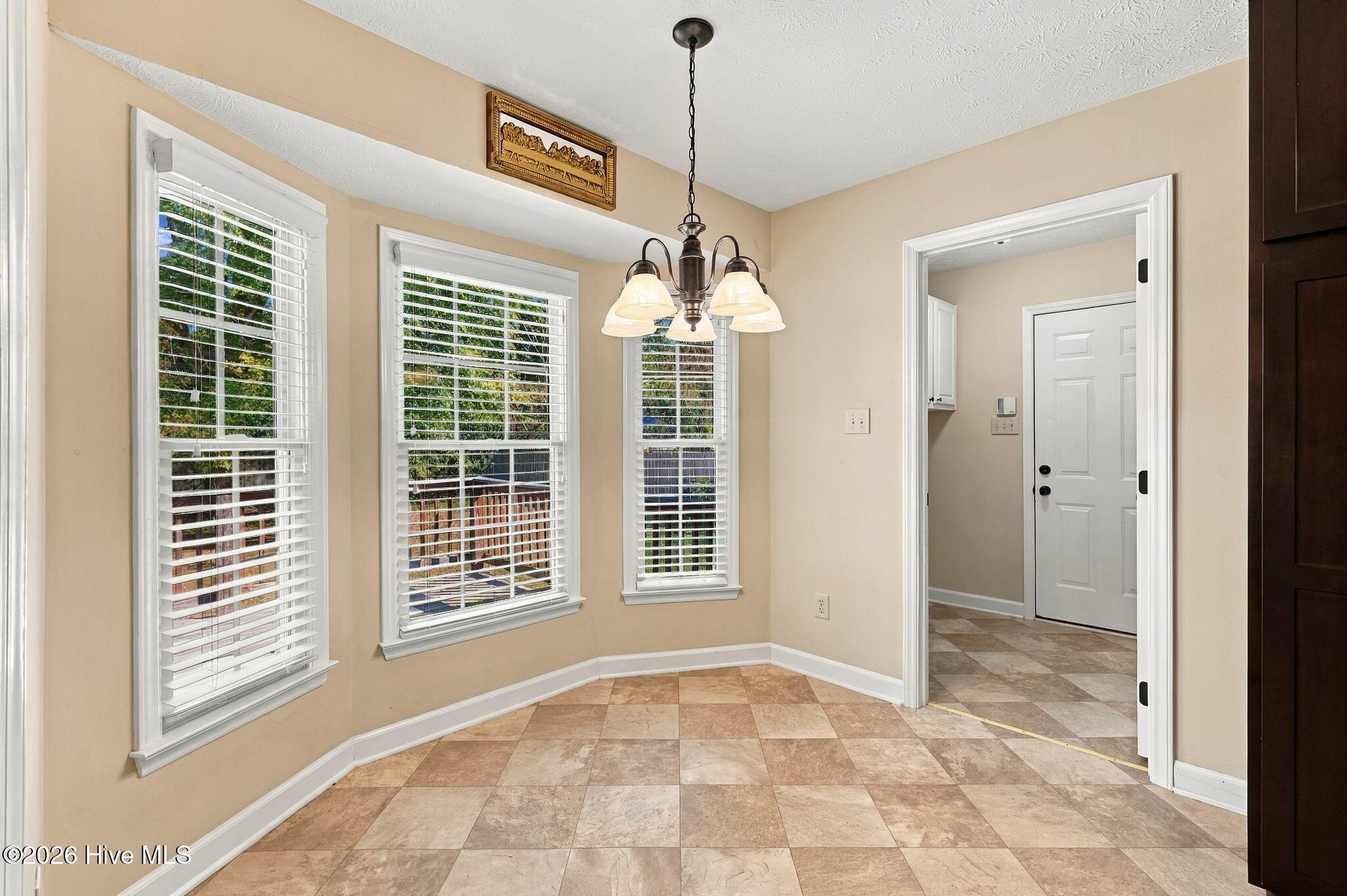 709 Longview Drive Property Photo 14