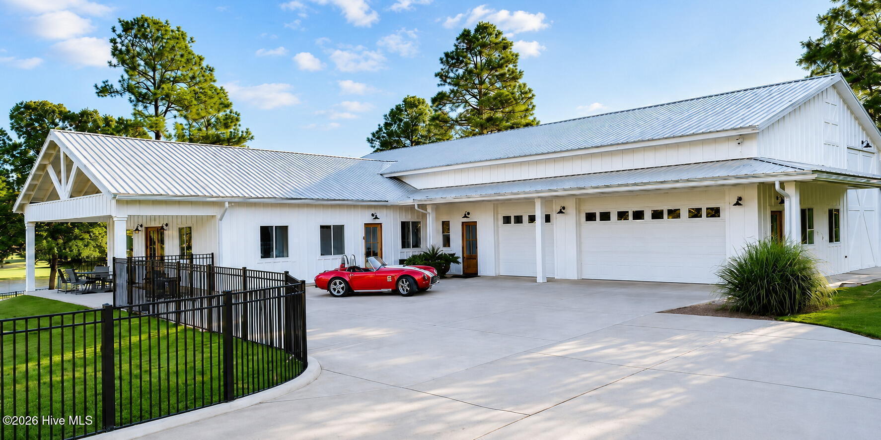 764 Blue Roan Court Property Photo 7