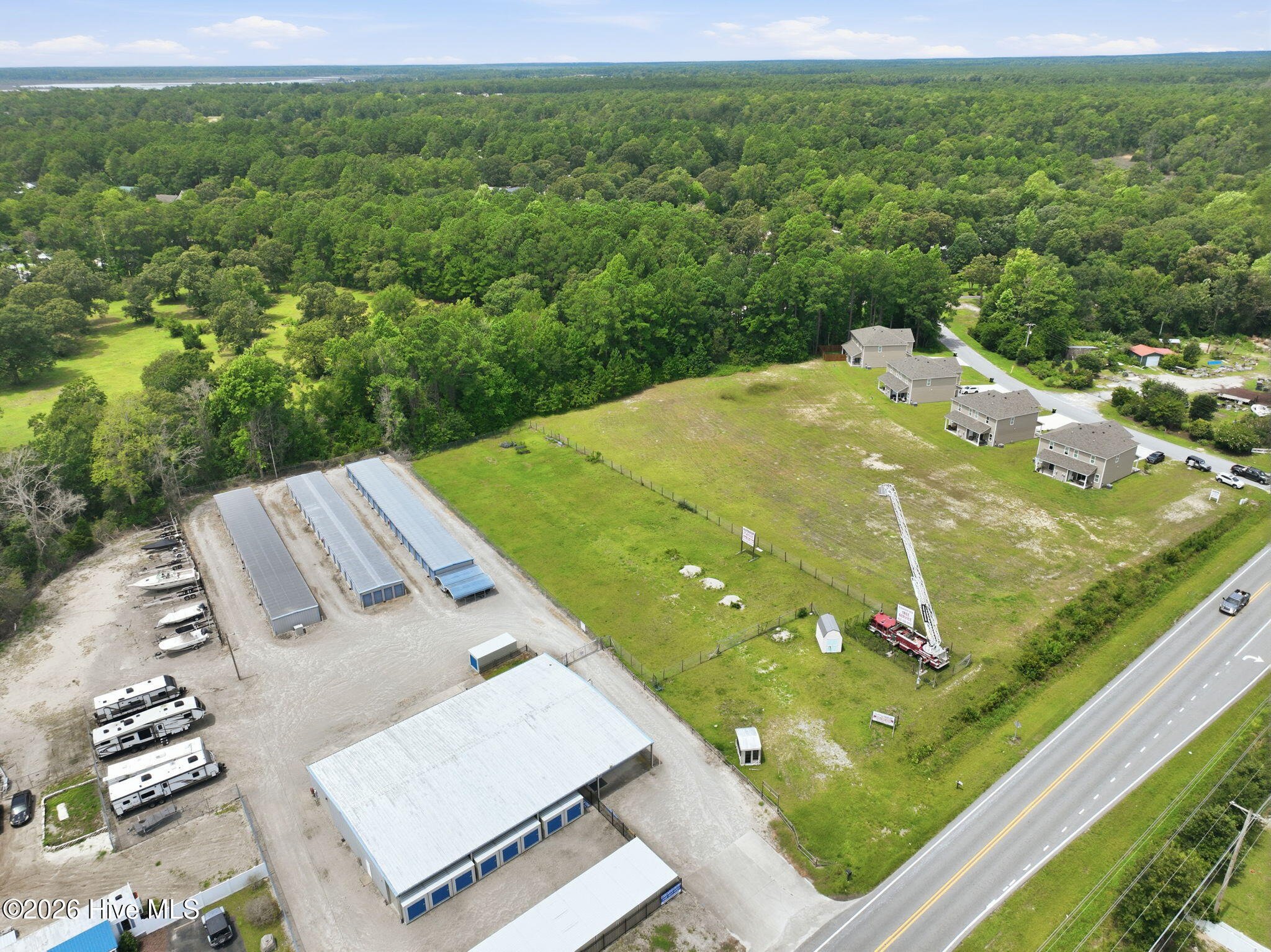 2493 N Hwy 58 Property Photo 4