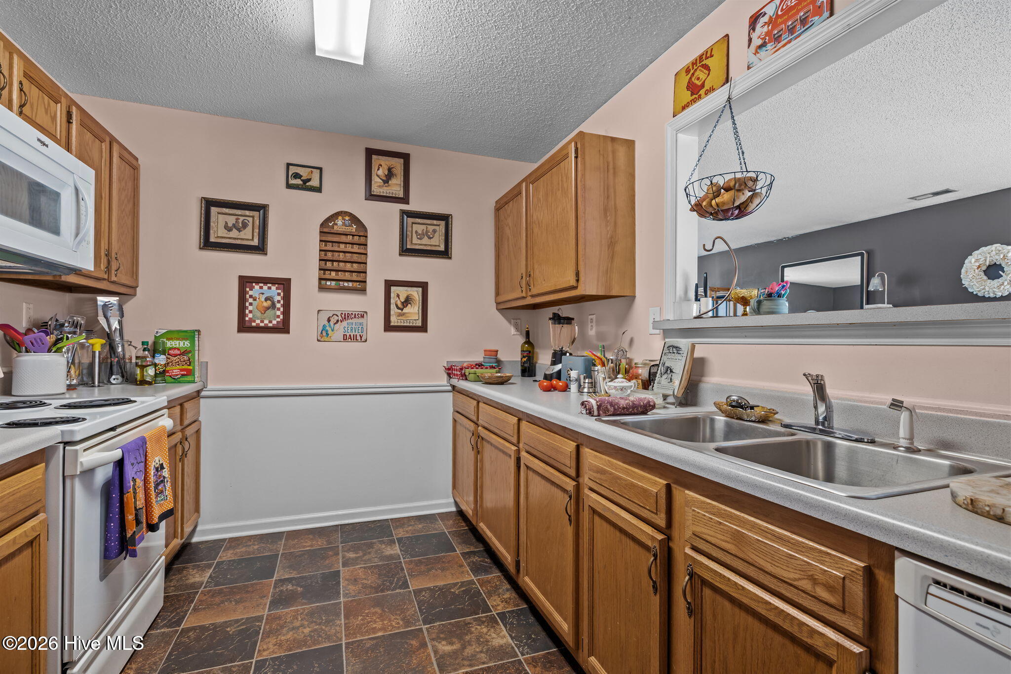 305 Tassel Court Property Photo 8
