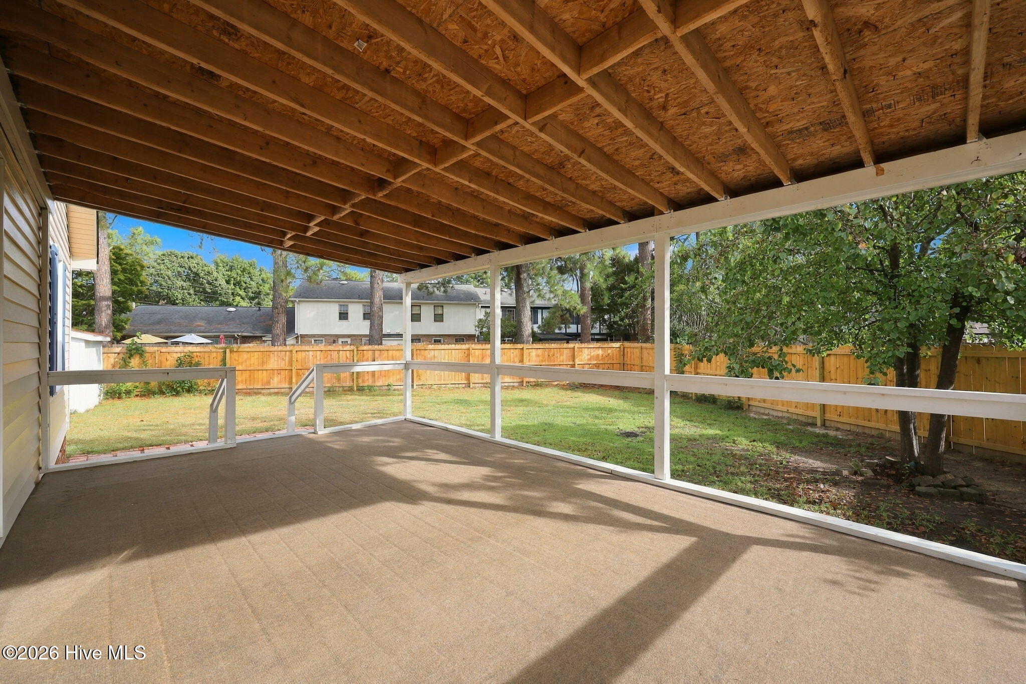 2405 Harness Court Property Photo 8