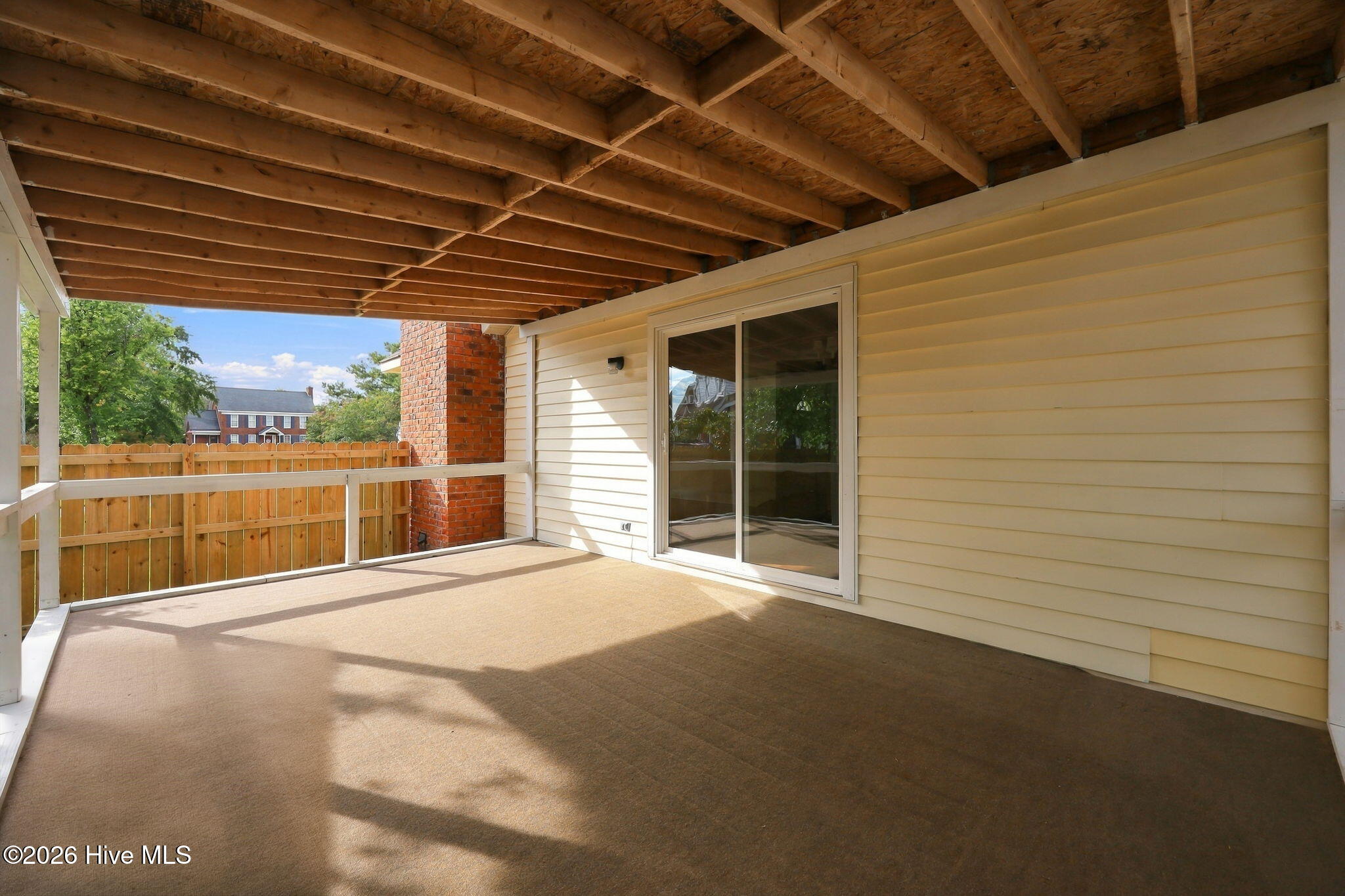 2405 Harness Court Property Photo 9