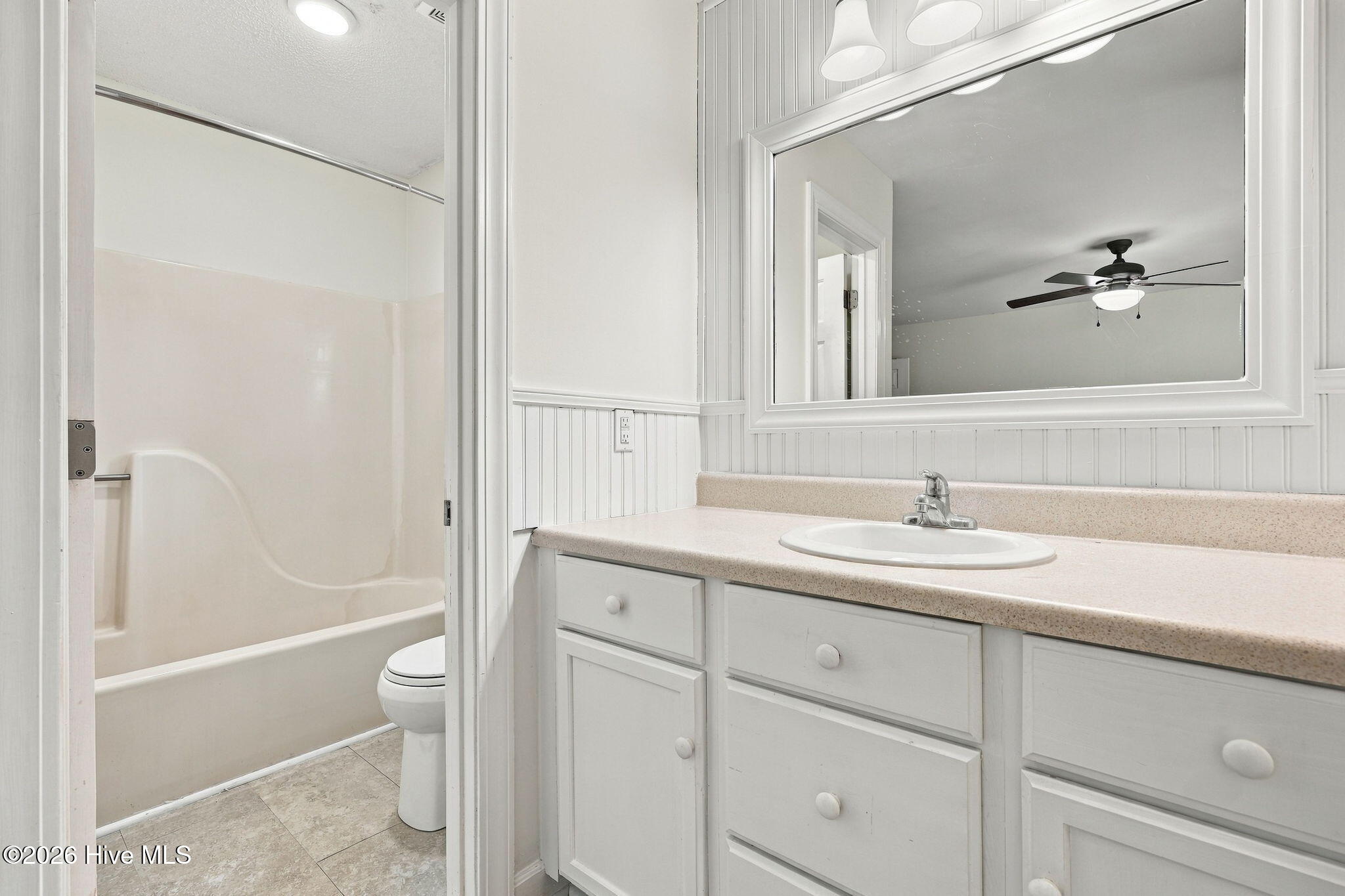 2405 Harness Court Property Photo 32
