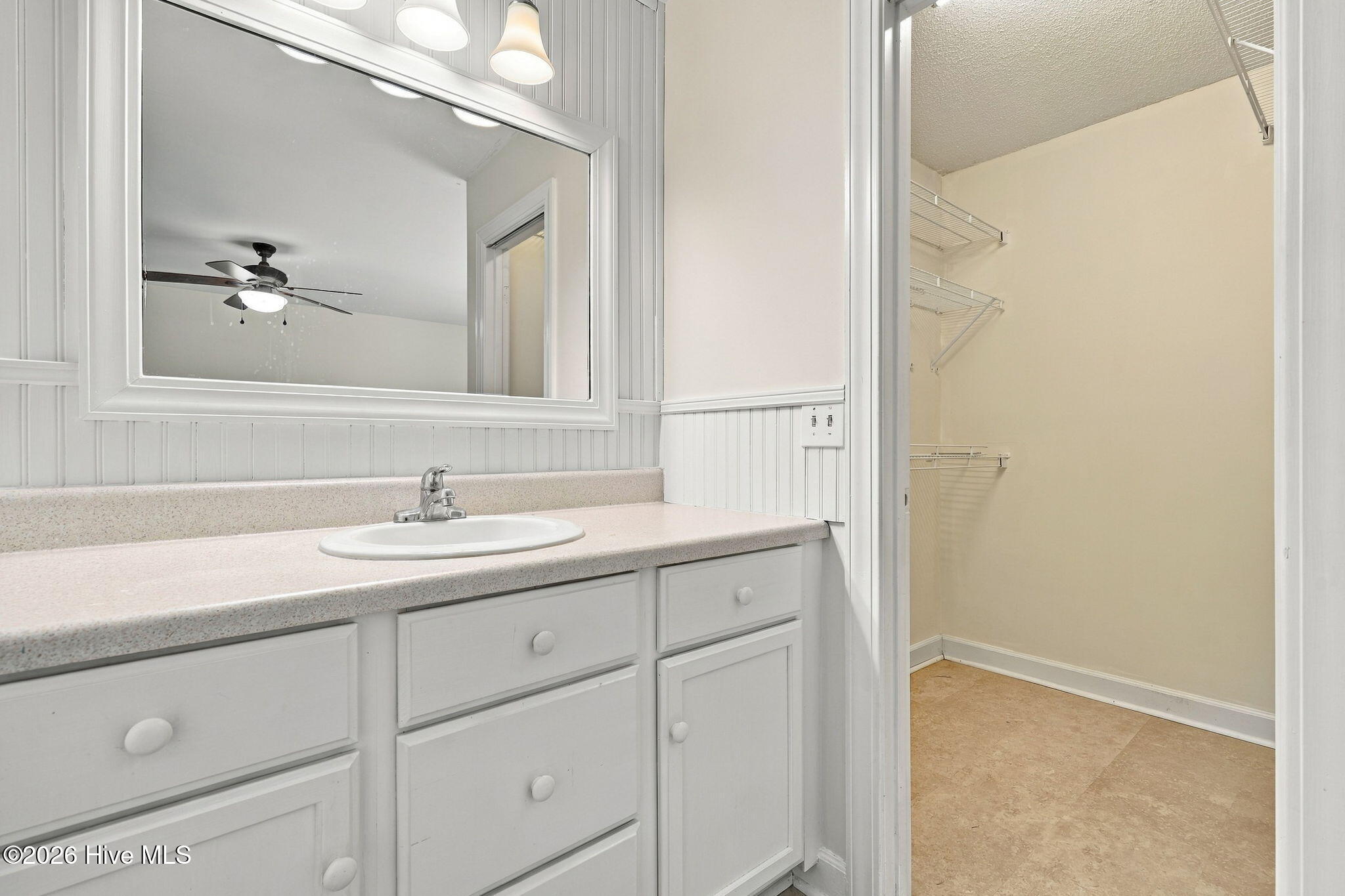 2405 Harness Court Property Photo 33