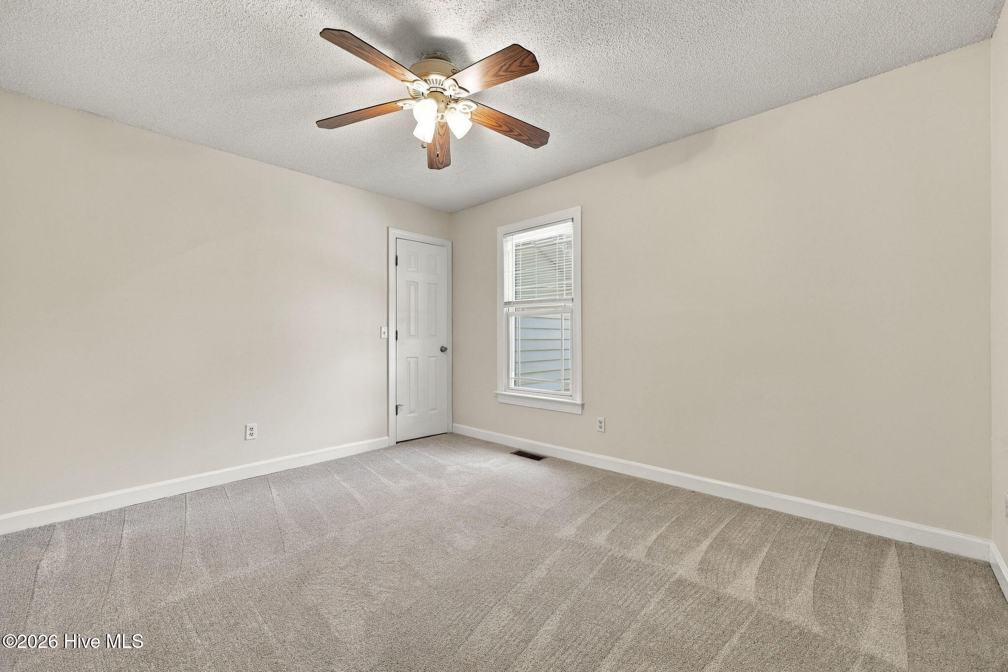 2405 Harness Court Property Photo 39