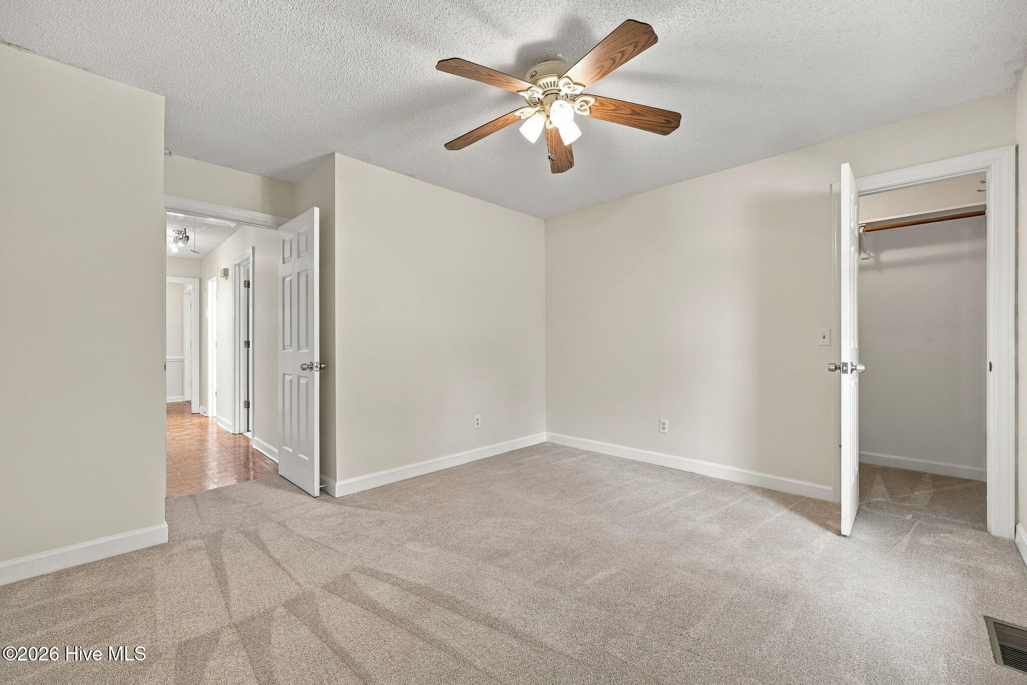 2405 Harness Court Property Photo 41