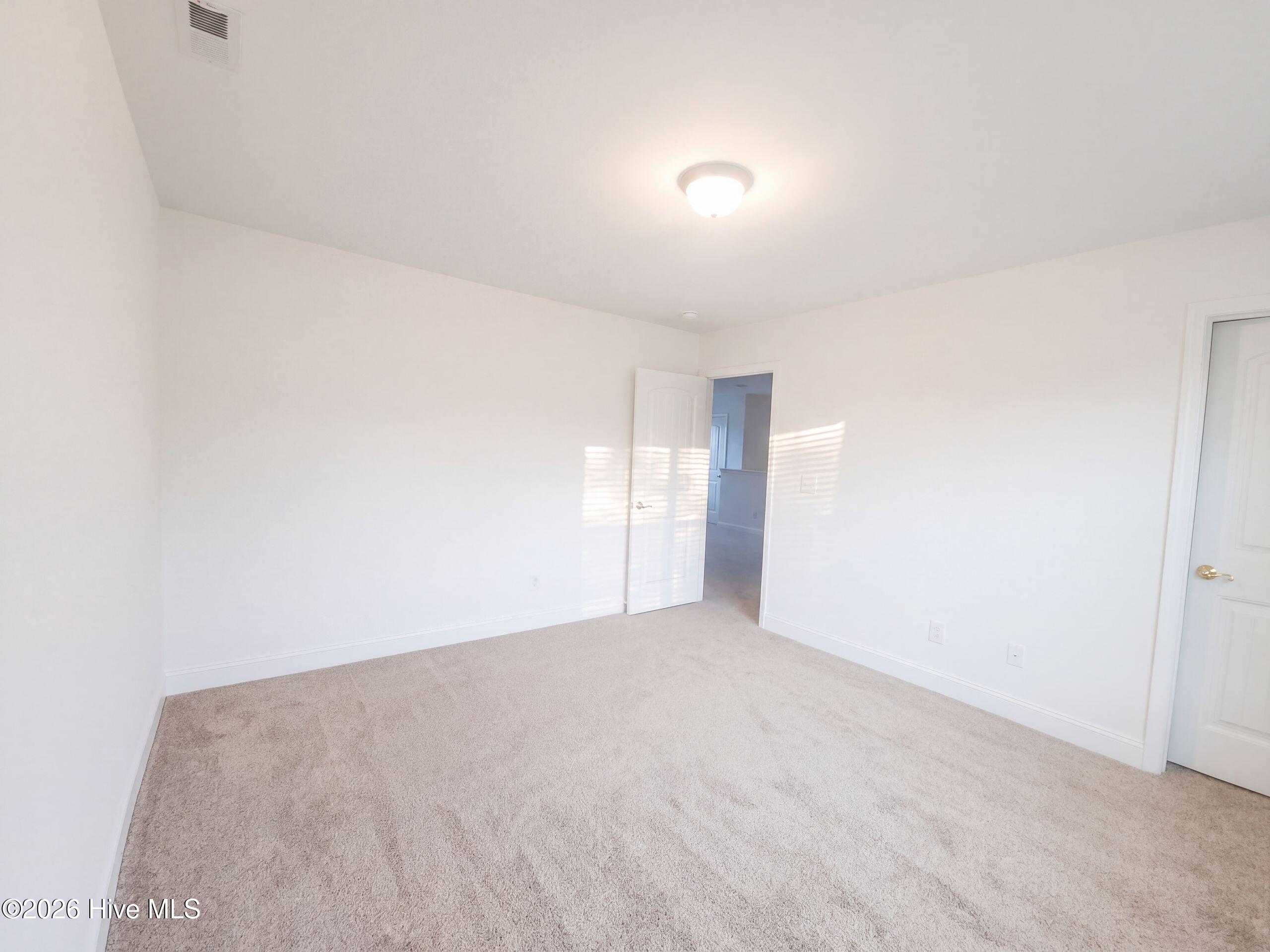 30 Sunrise Court Property Photo 8