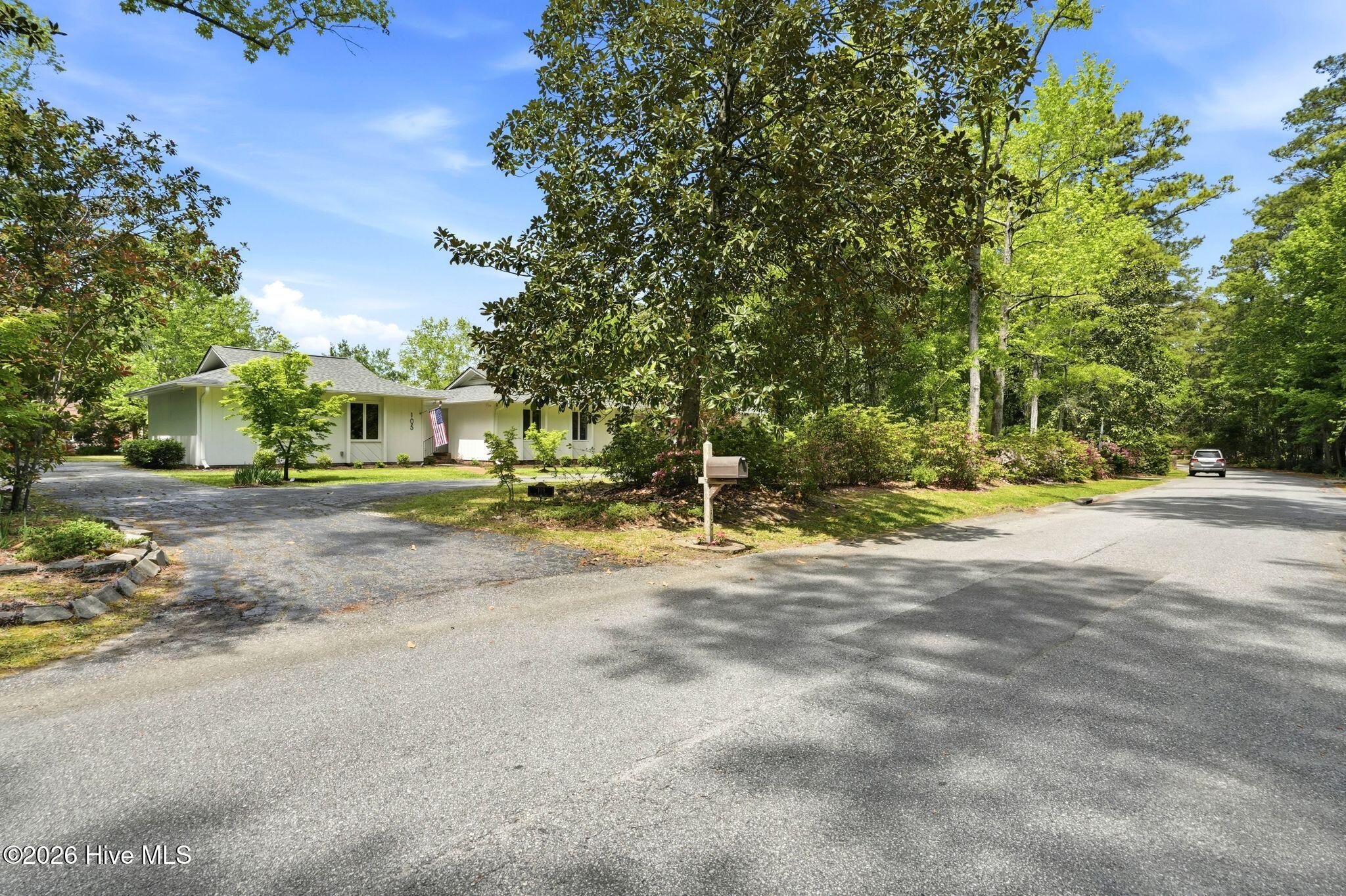105 Braxlo Lane Property Photo 3