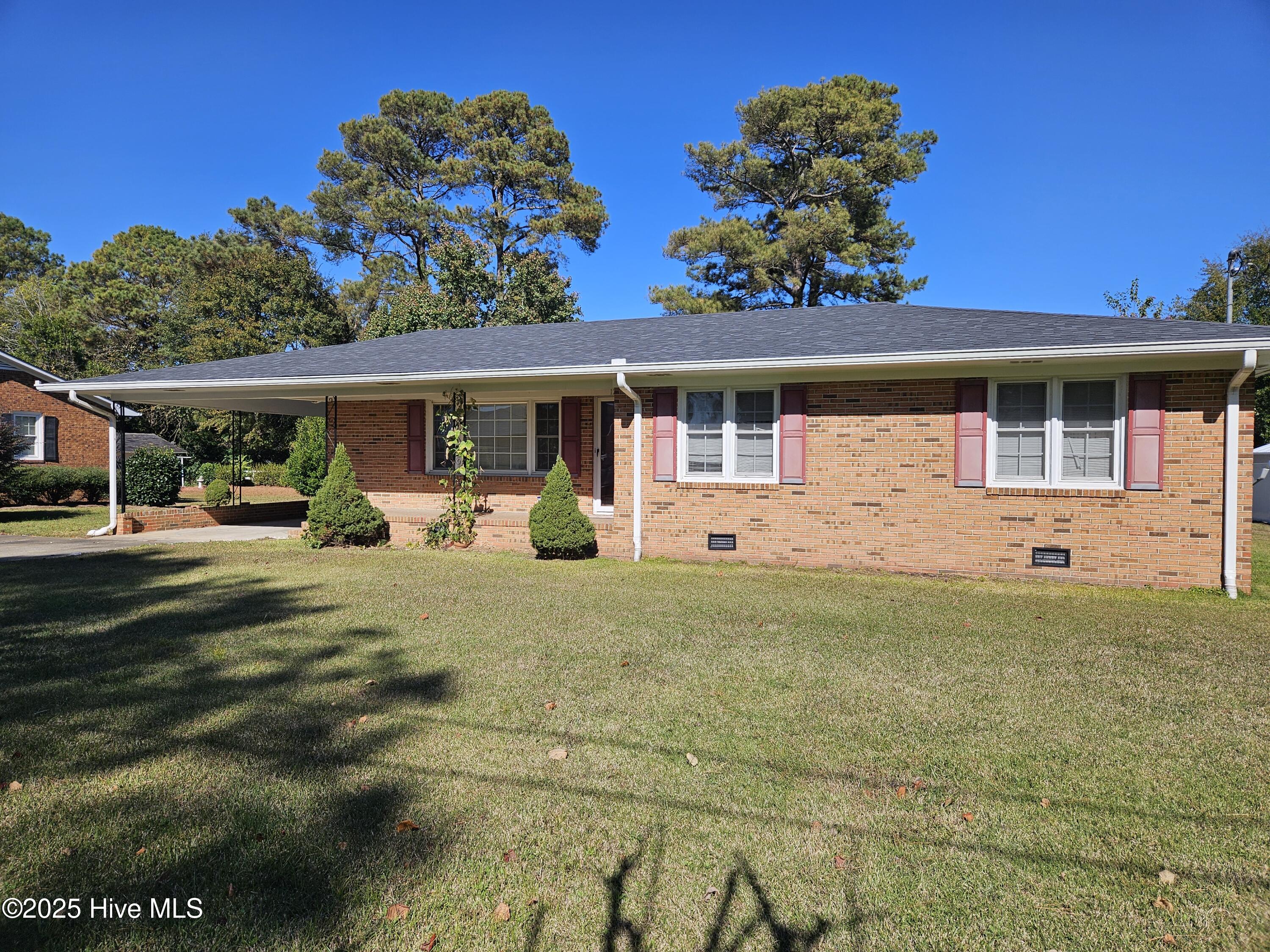 124 Kimberly Drive Property Photo 1