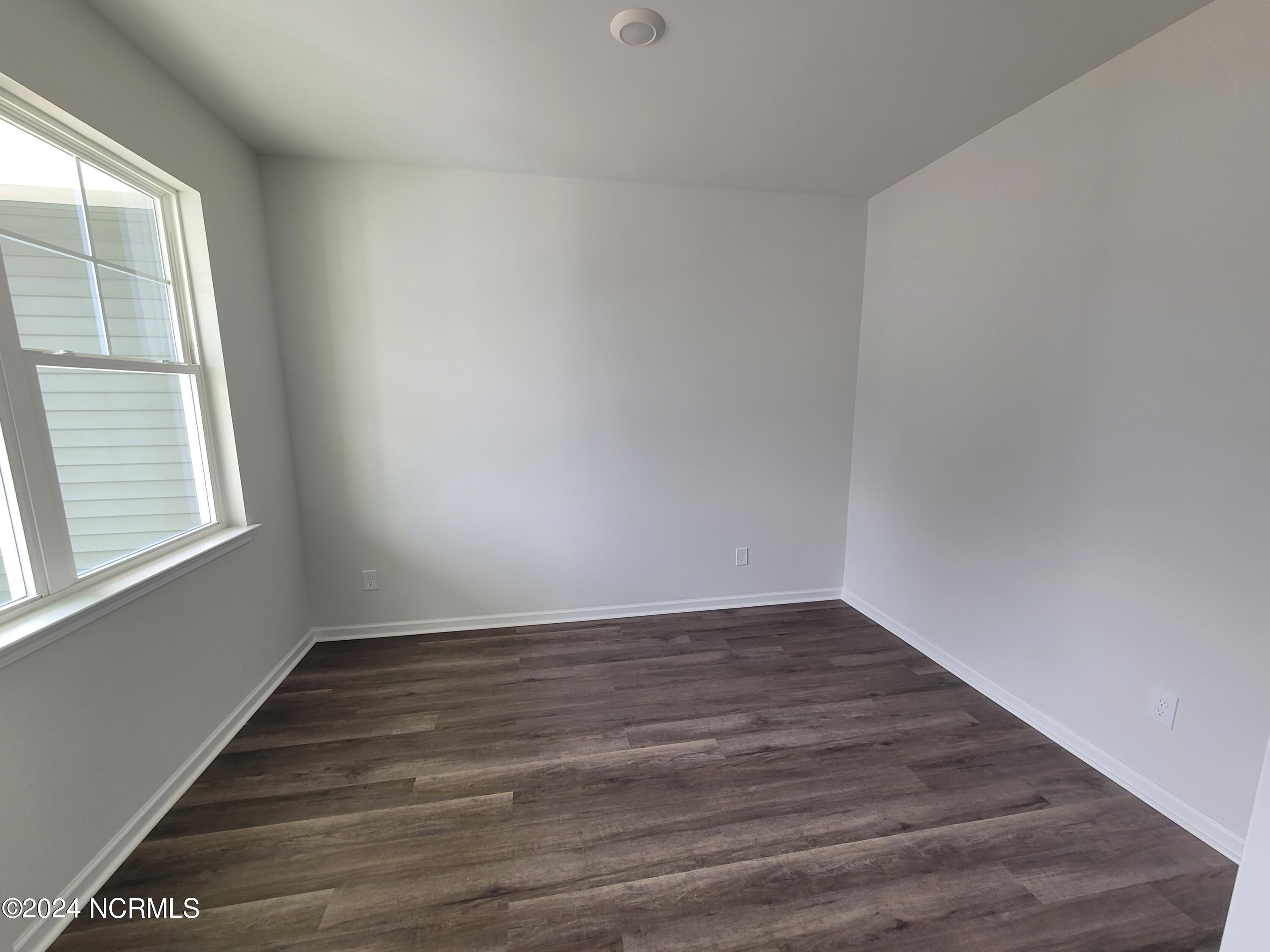 6554 Shark Tooth Trail Property Photo 9