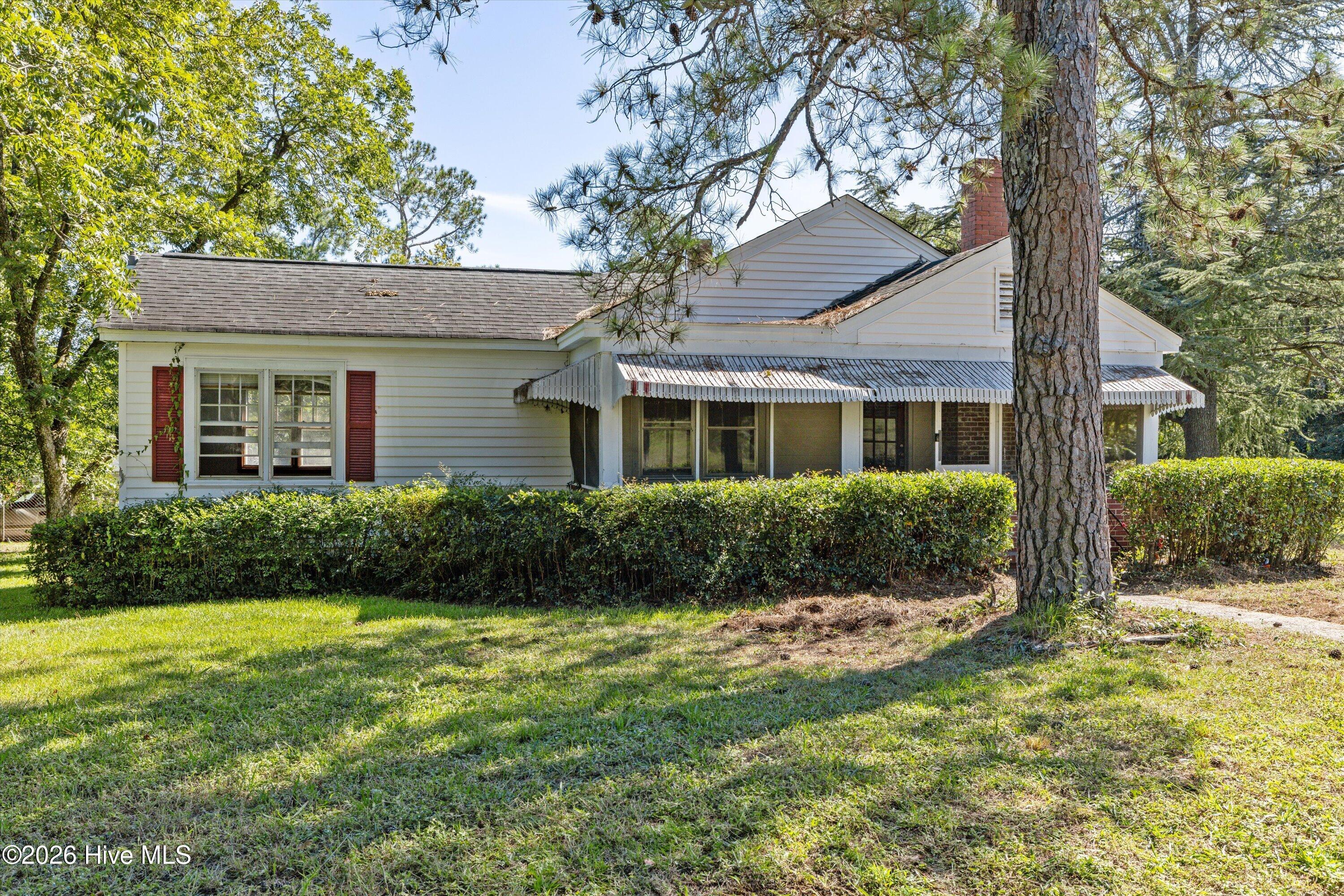 1602 Heard Avenue Property Photo 5