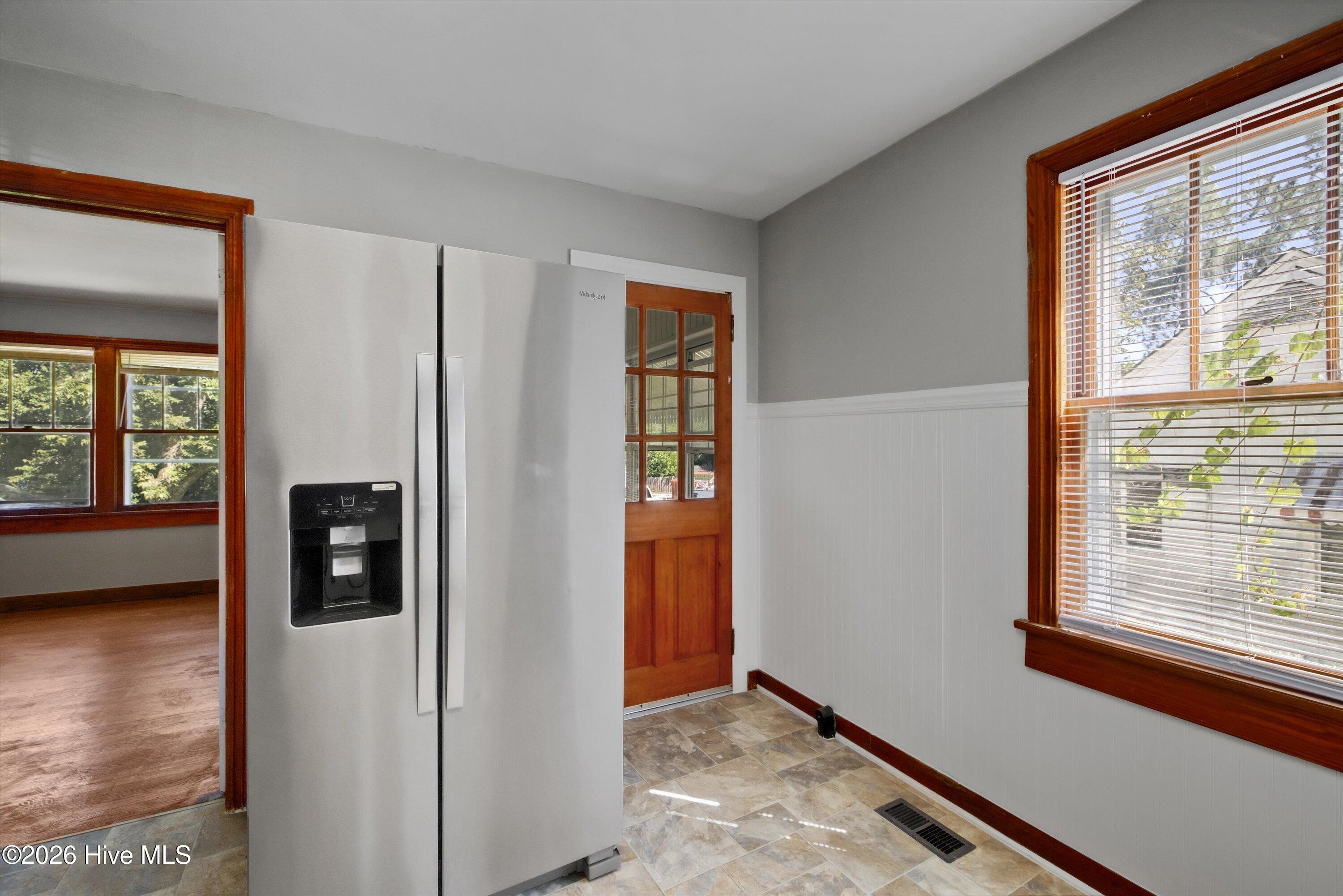 1602 Heard Avenue Property Photo 16