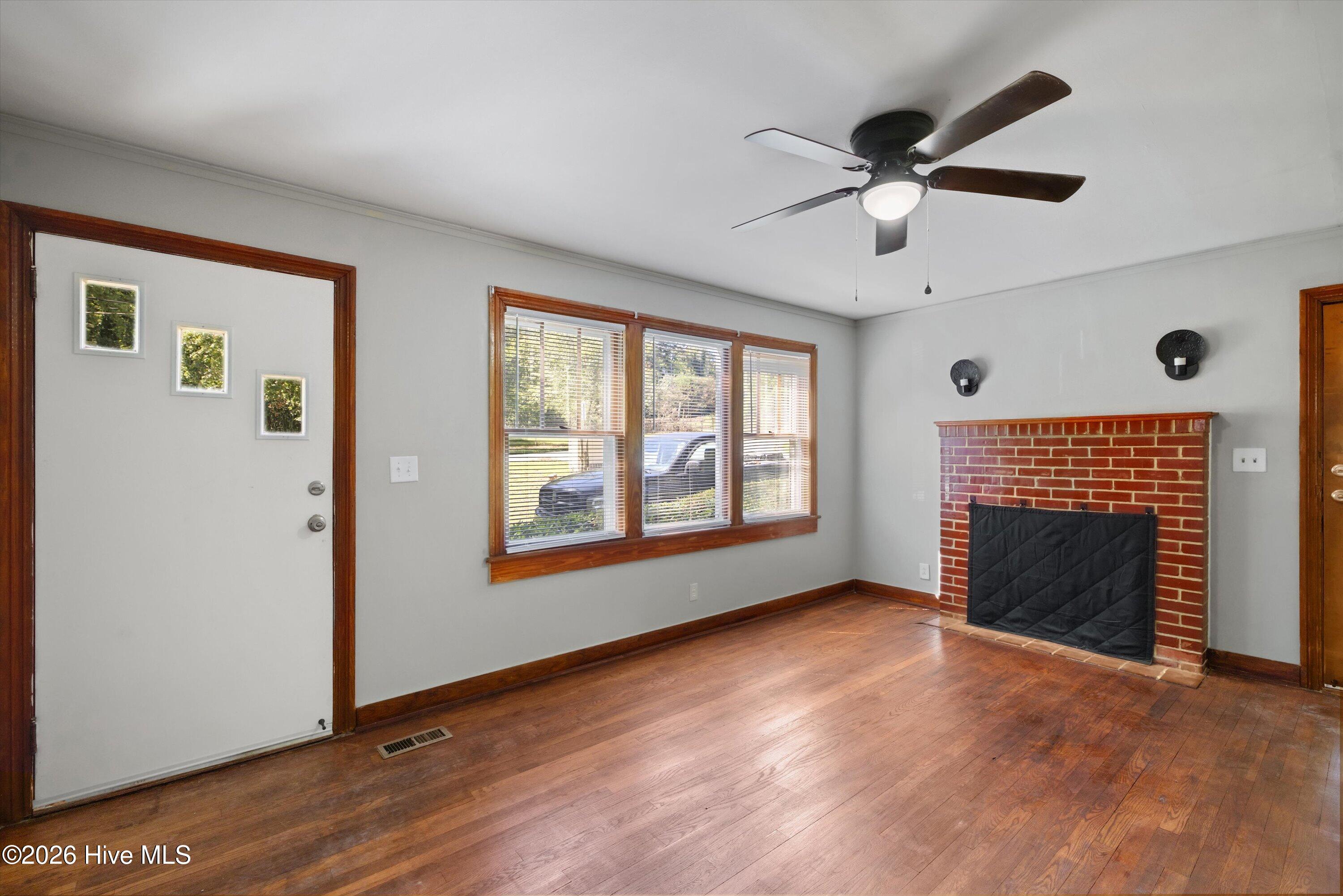 1602 Heard Avenue Property Photo 28