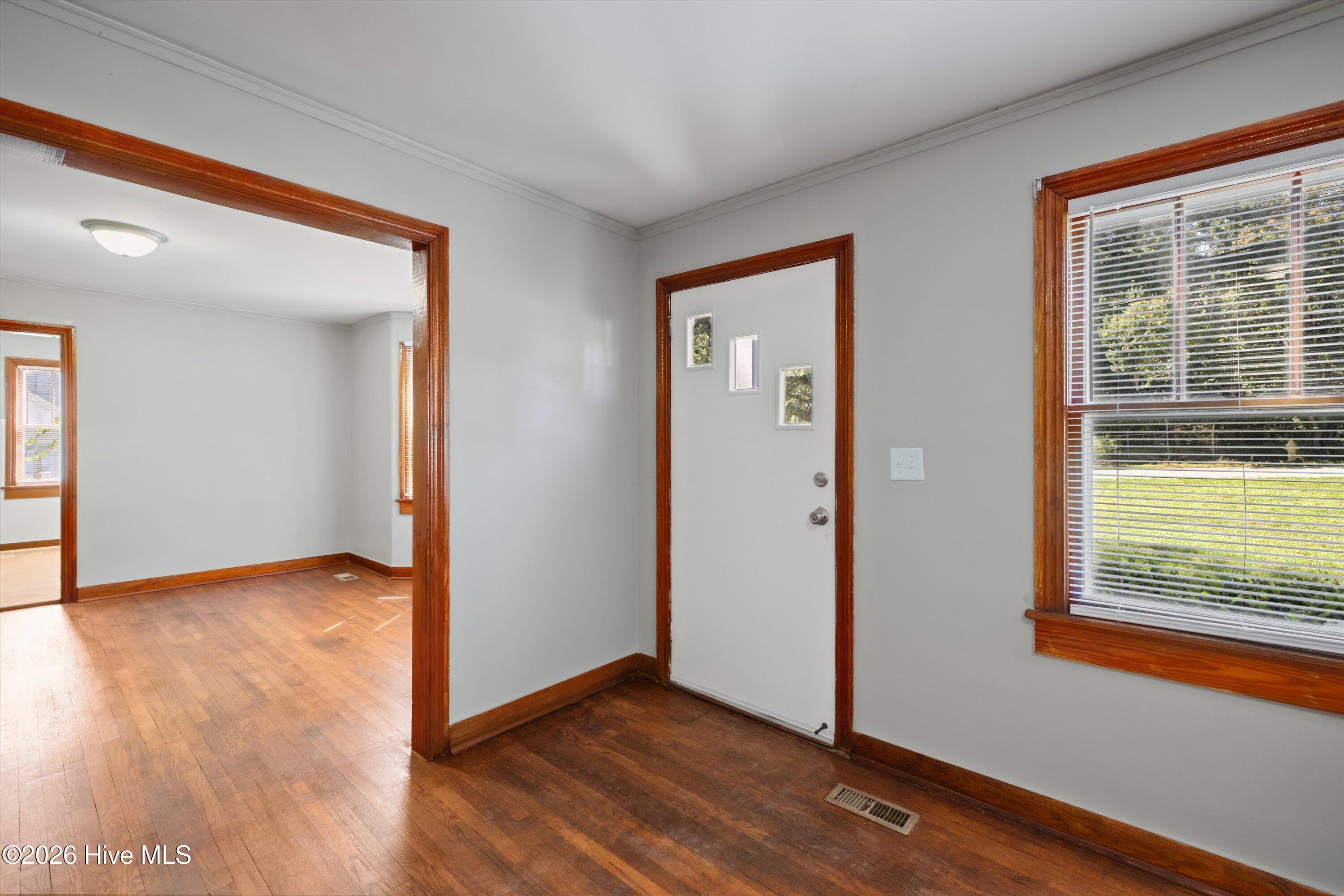 1602 Heard Avenue Property Photo 30