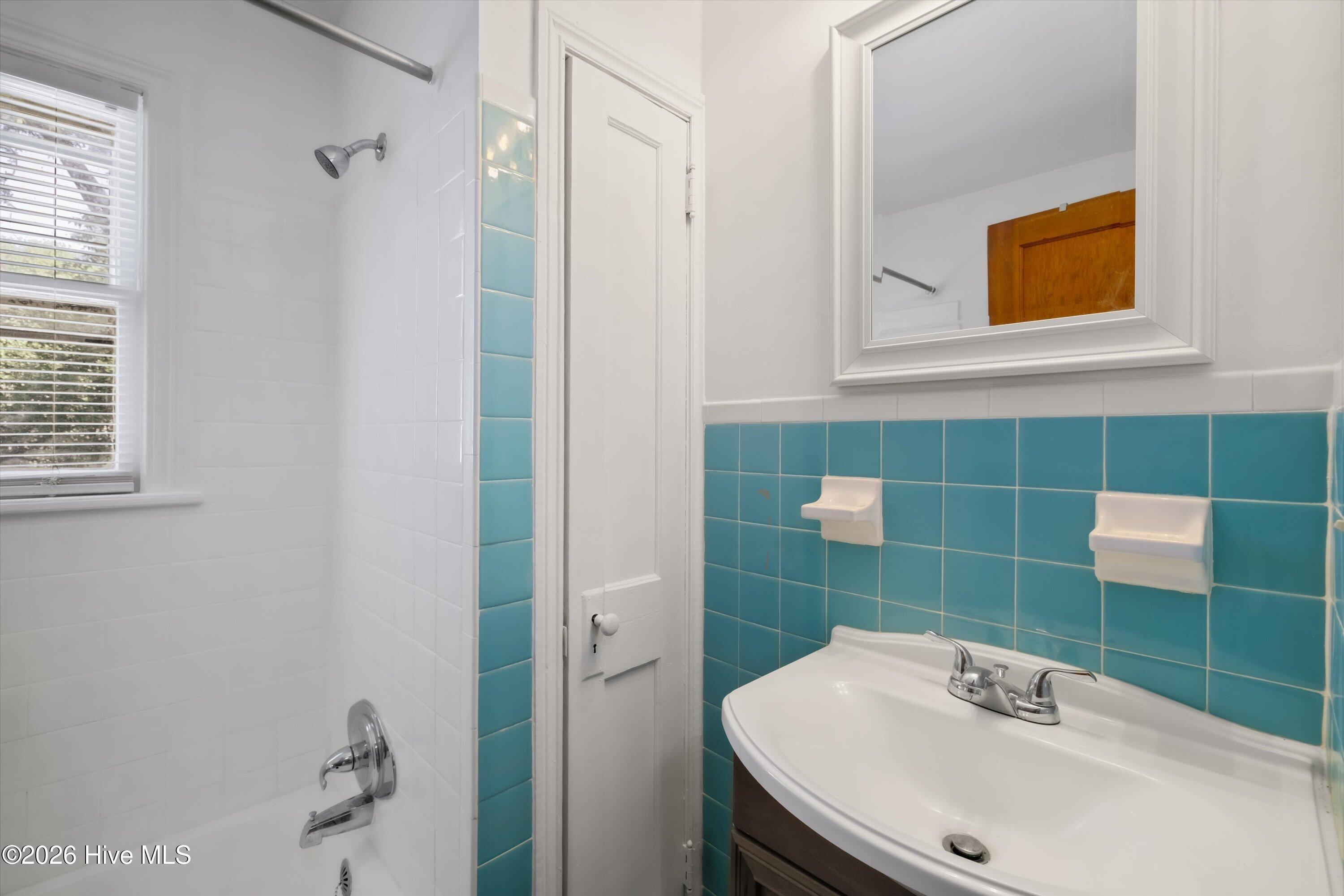 1602 Heard Avenue Property Photo 31