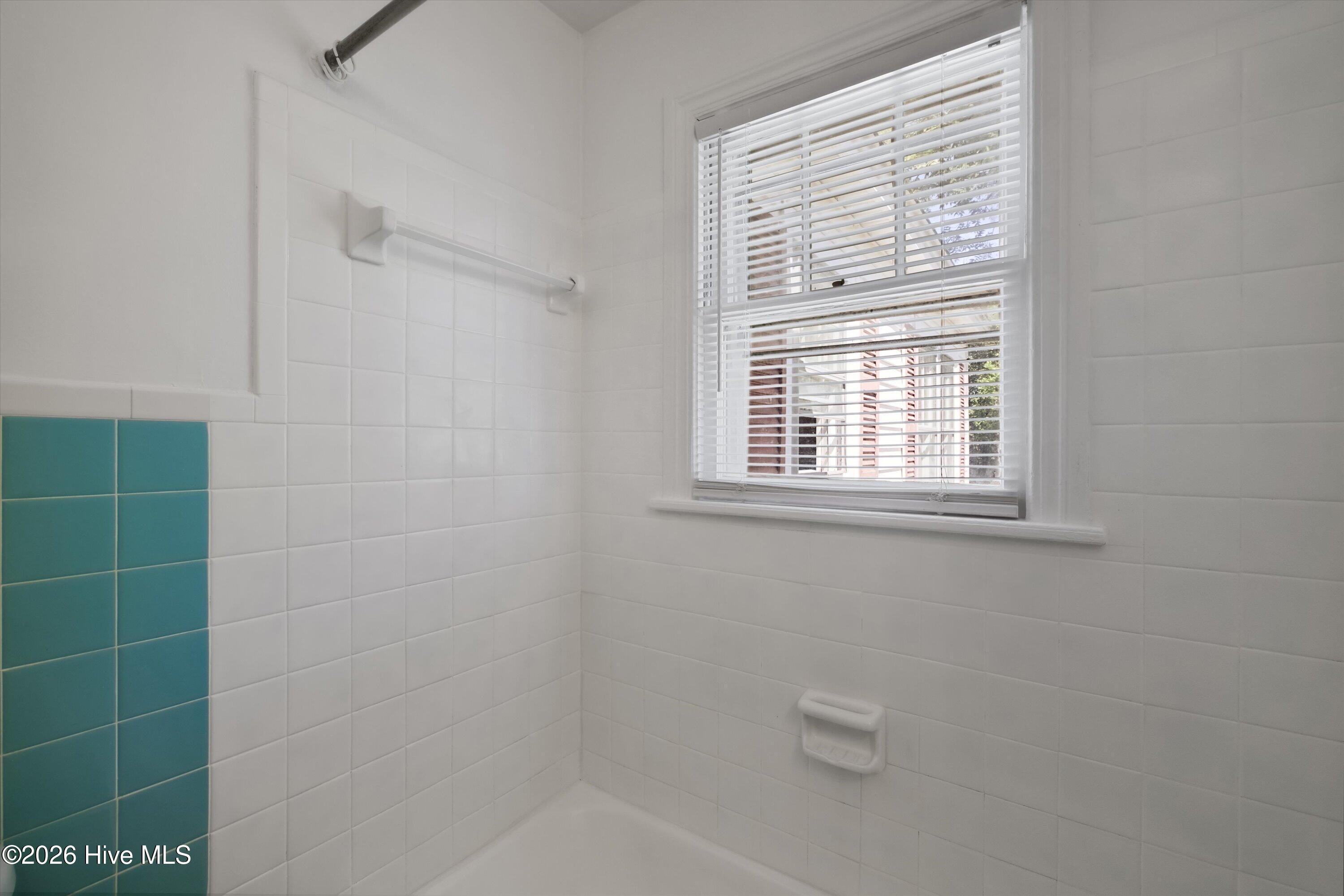 1602 Heard Avenue Property Photo 32