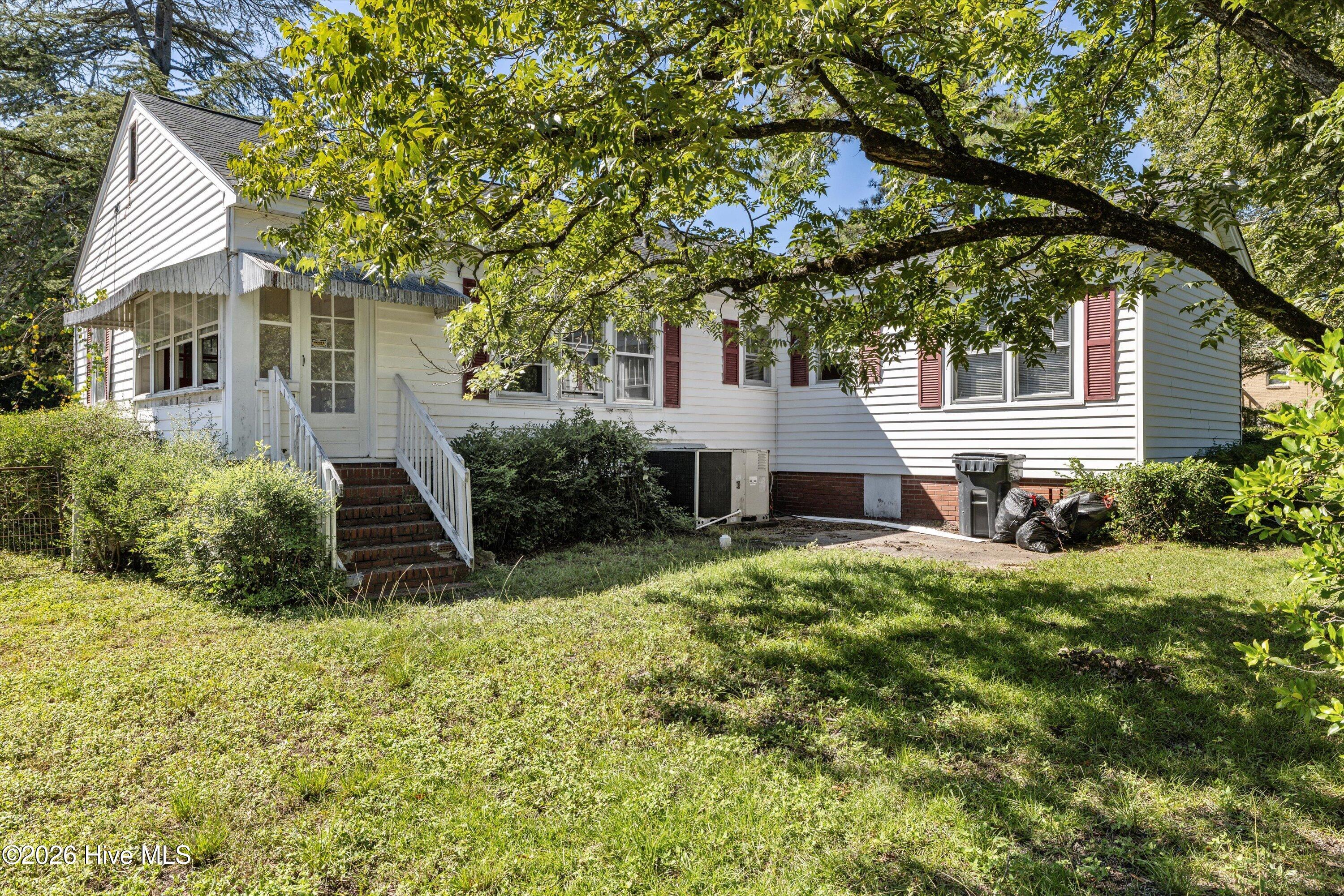 1602 Heard Avenue Property Photo 43