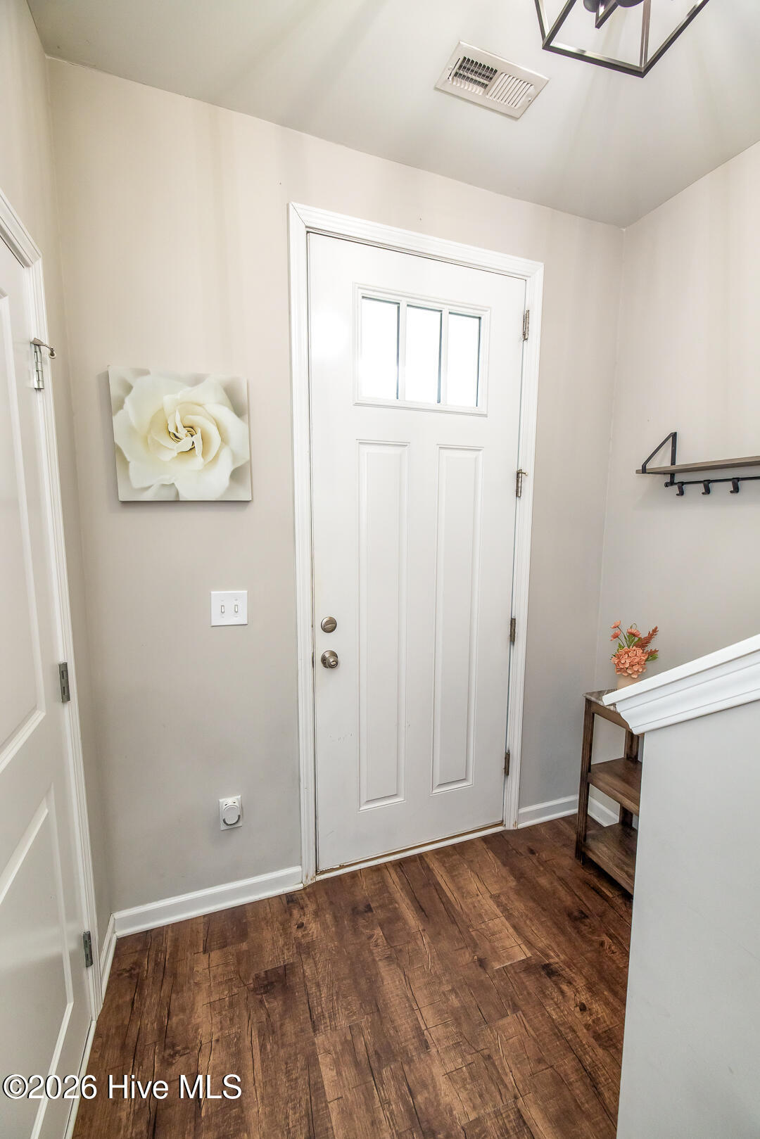 506 Orbison Drive Property Photo 3