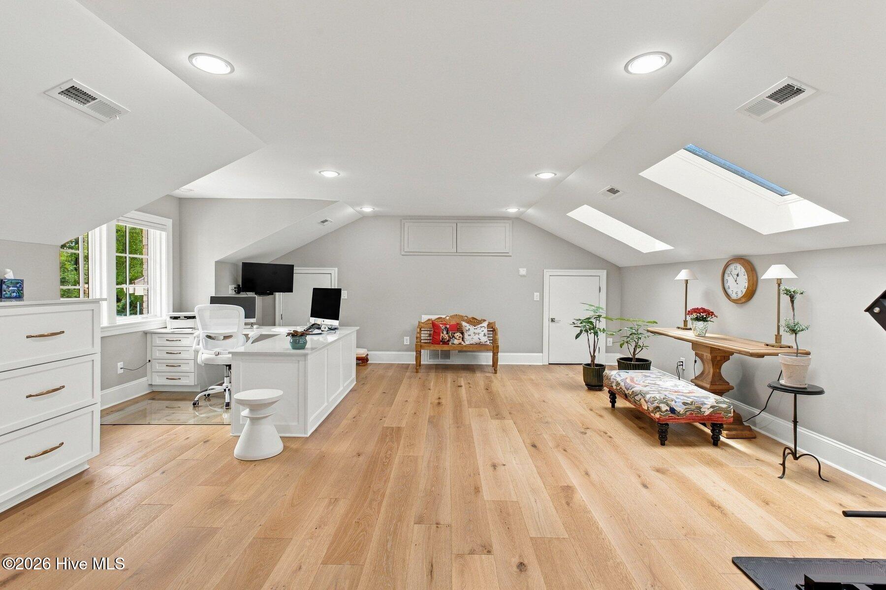 2009 Balmoral Place Property Photo 33