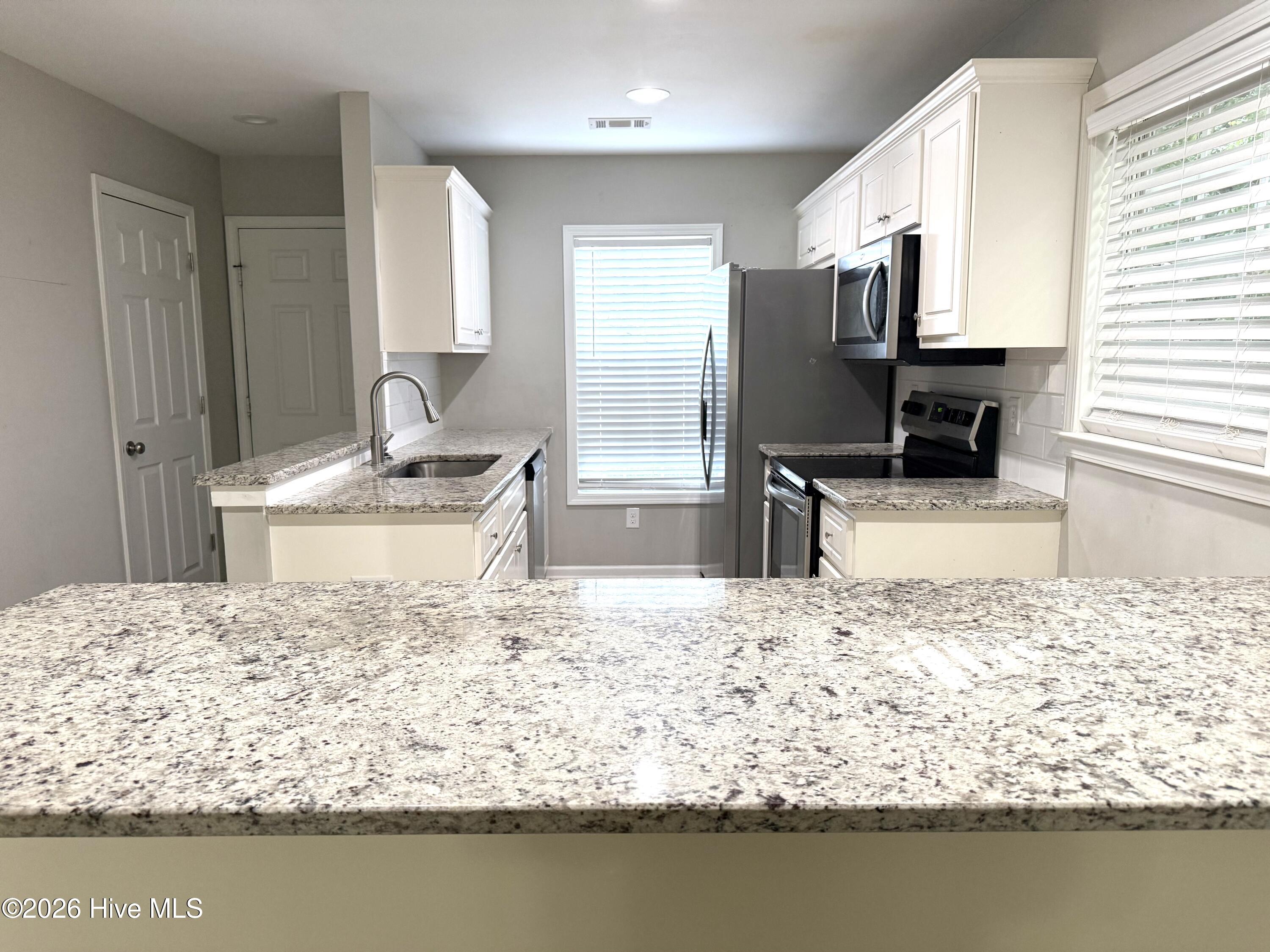 214 Evans Lake Drive Property Photo 4