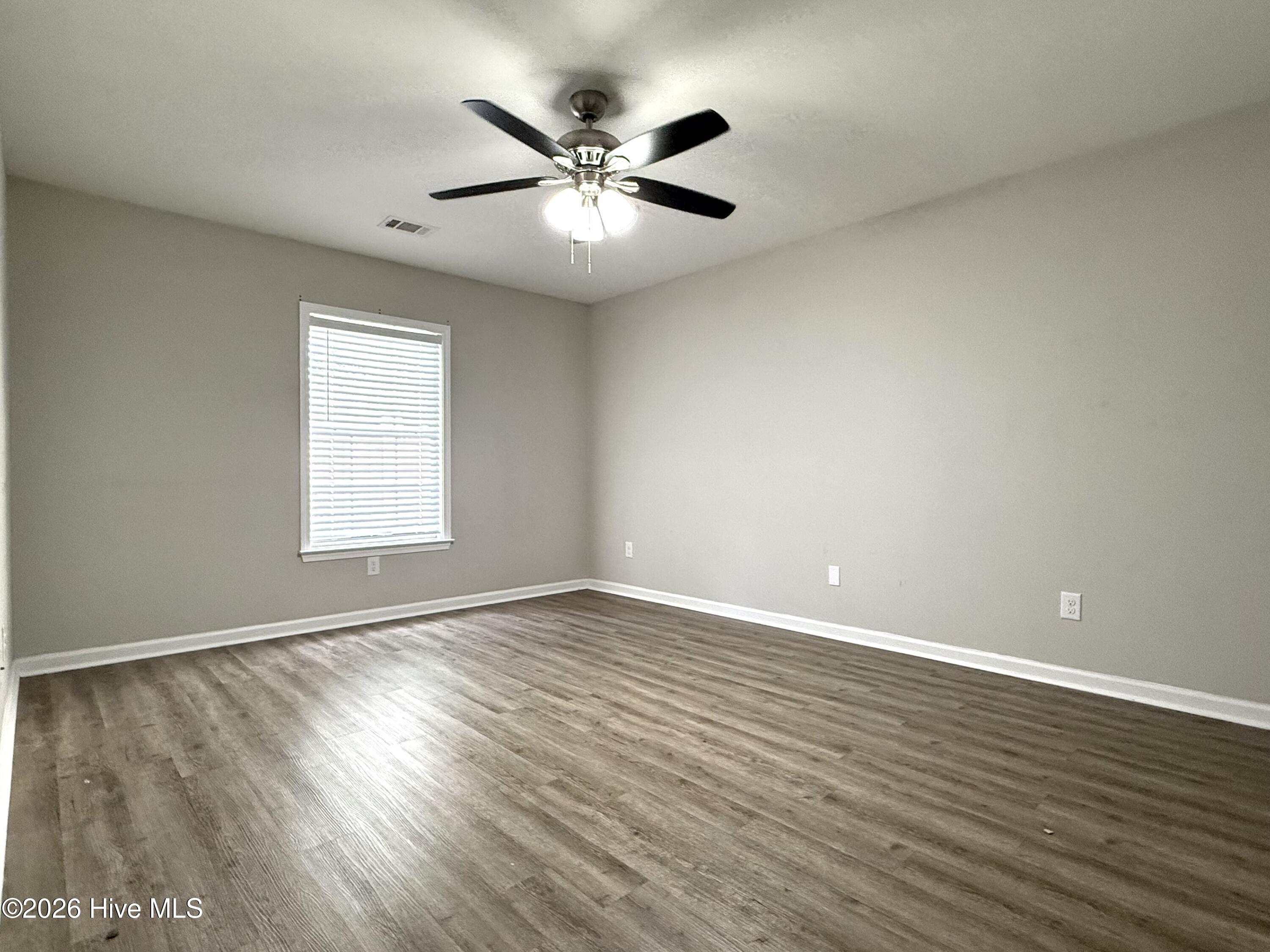 214 Evans Lake Drive Property Photo 7