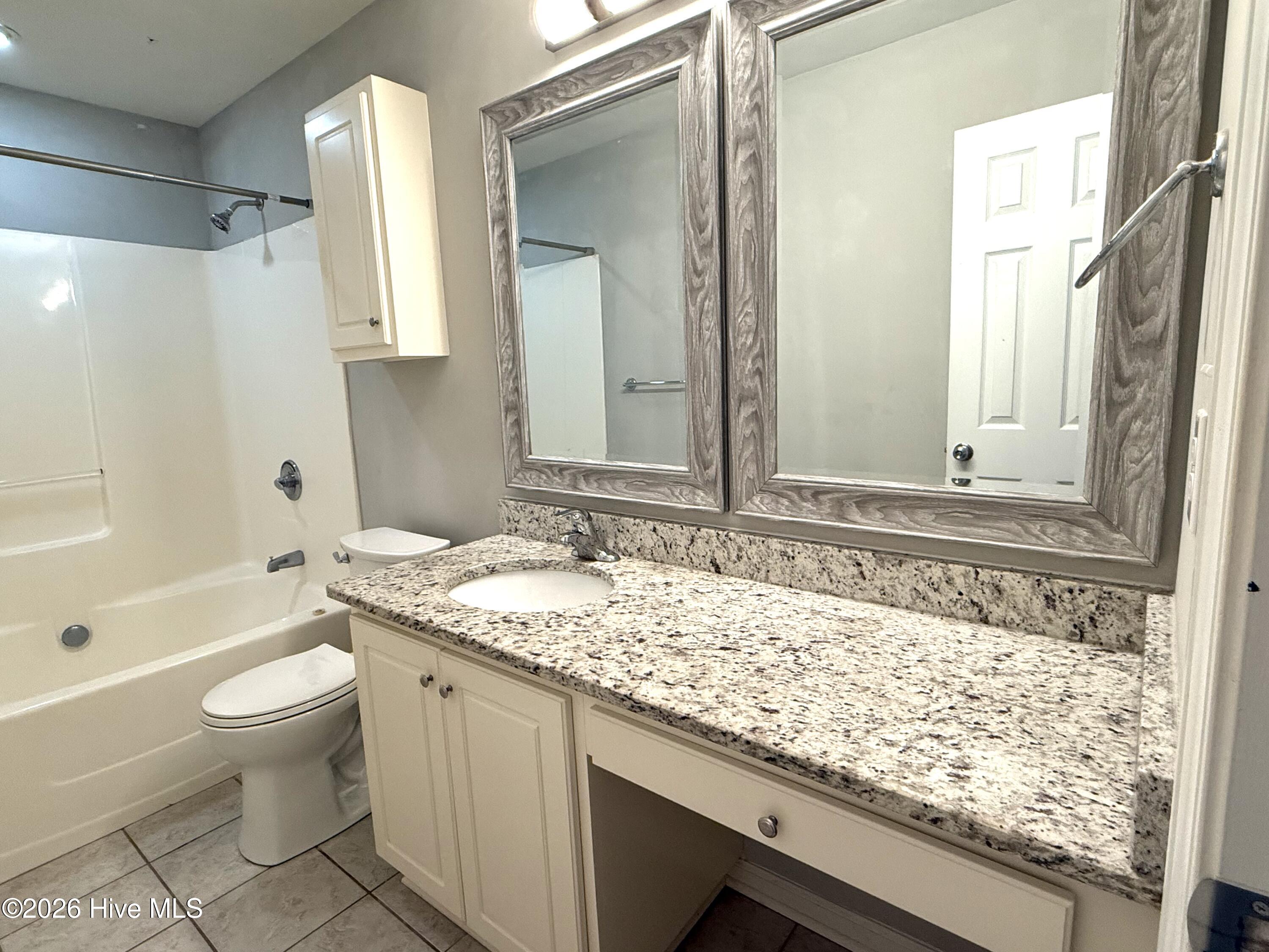 214 Evans Lake Drive Property Photo 8