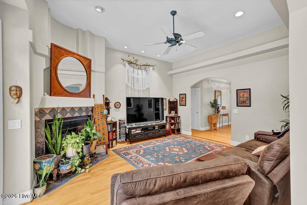 111 Wyndham Way Property Photo 11