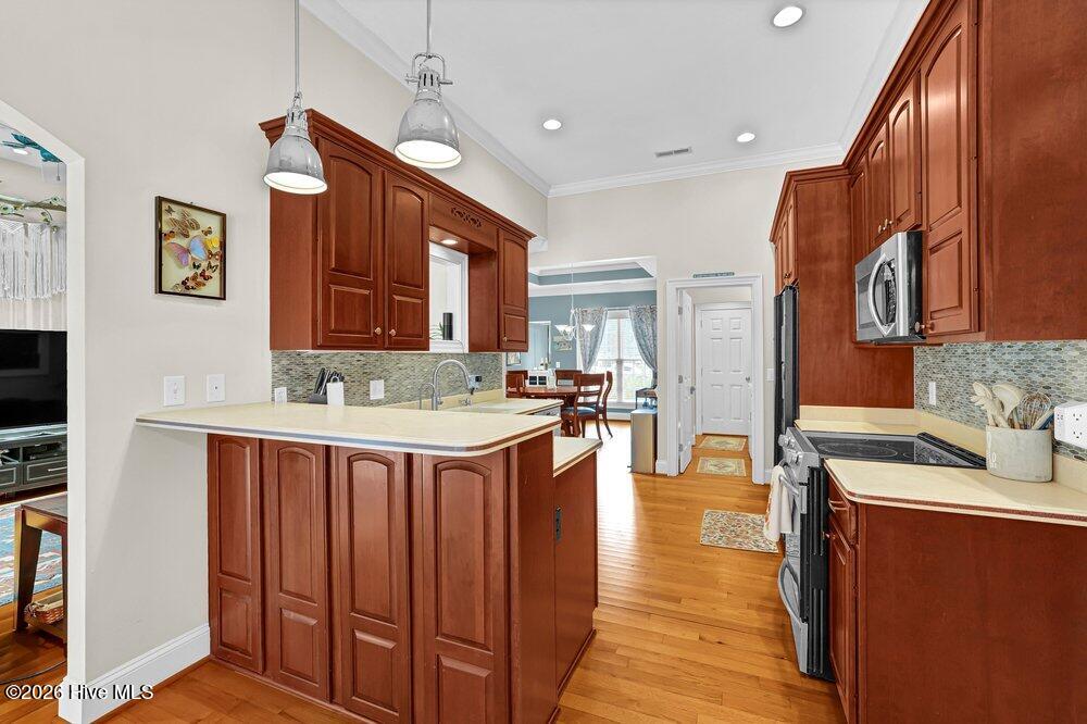 111 Wyndham Way Property Photo 15