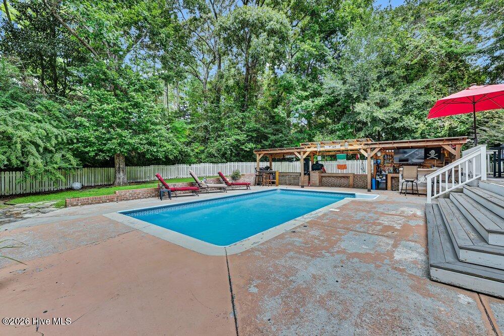 111 Wyndham Way Property Photo 44