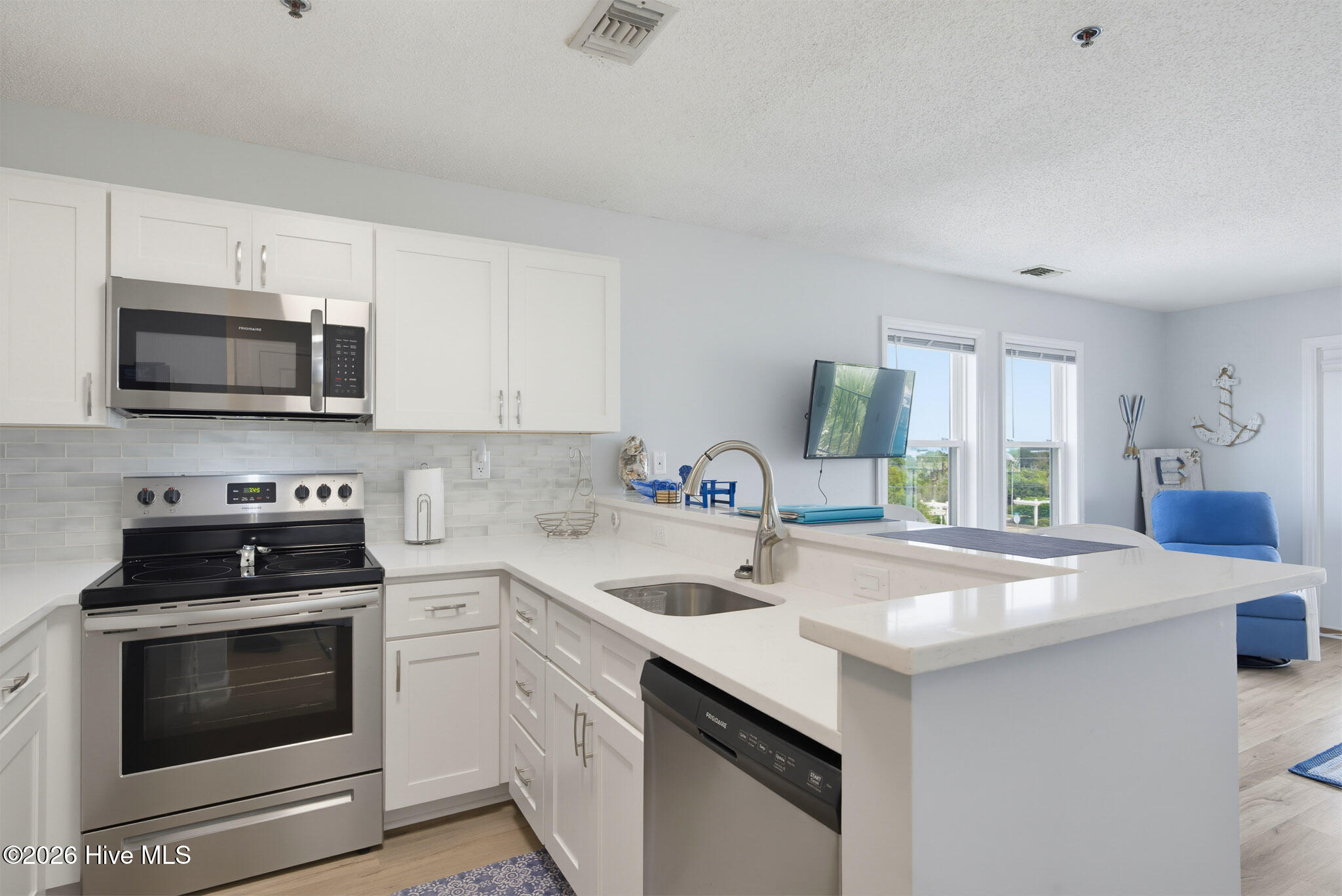 790 New River Inlet Road 205b Property Photo 6
