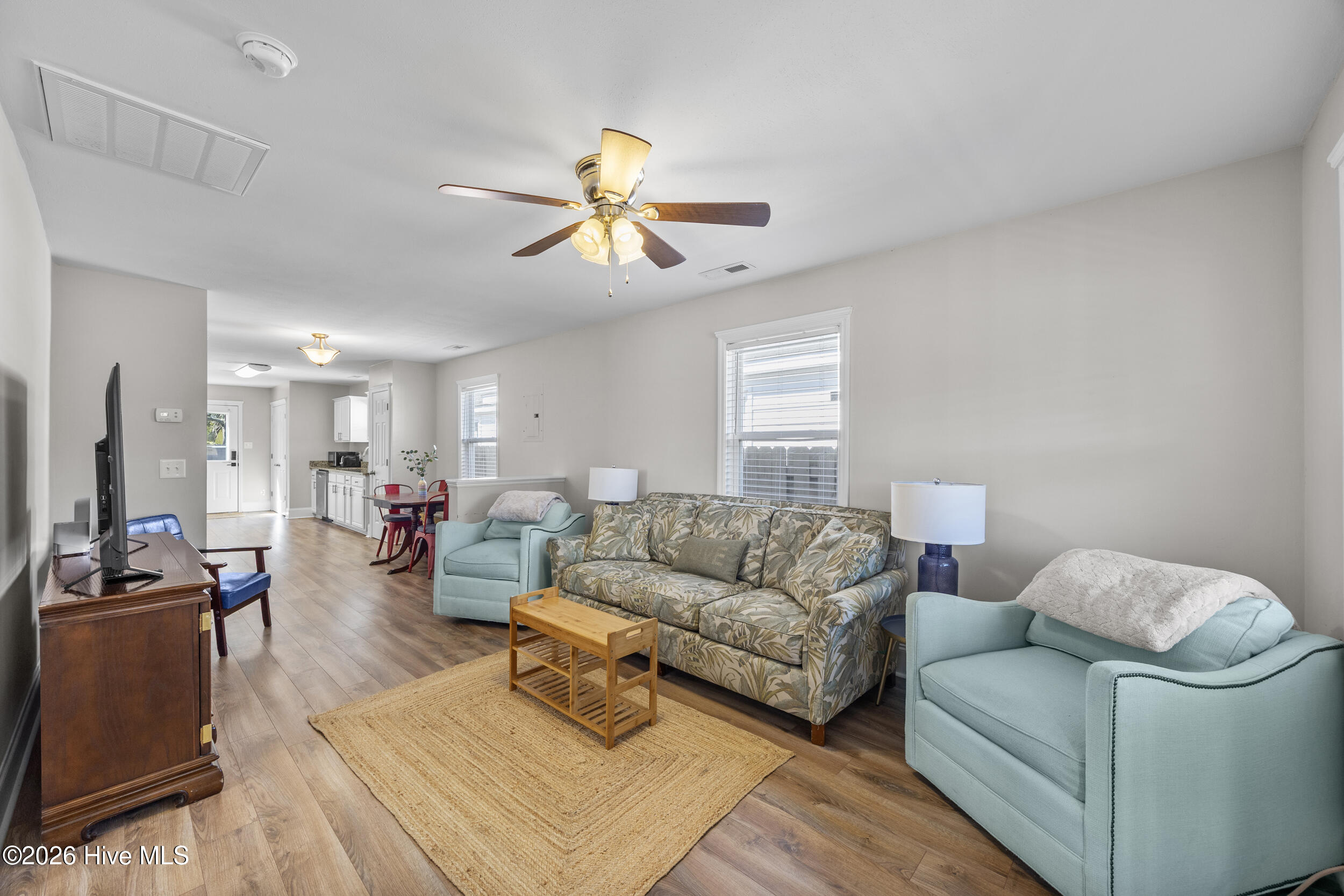 1112 S 10th Street Property Photo 3