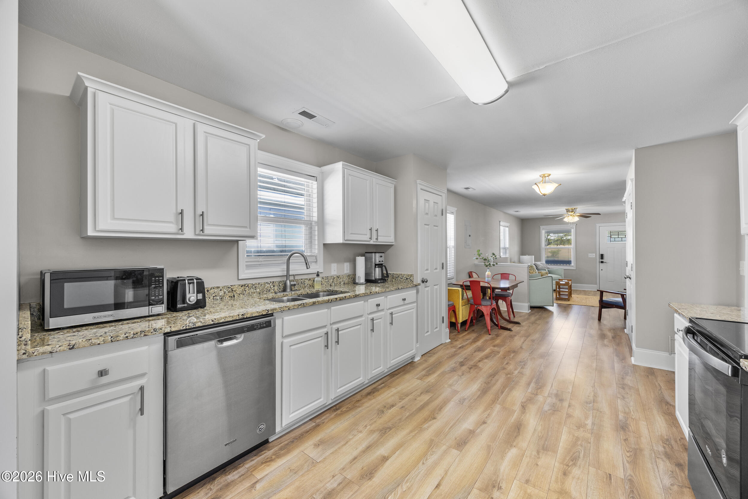 1112 S 10th Street Property Photo 4